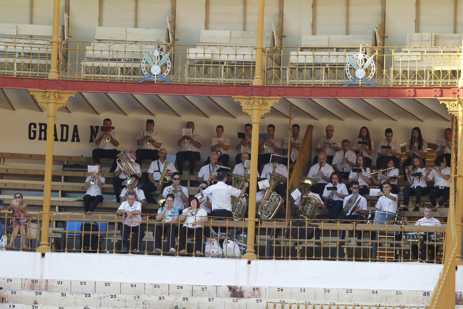 Fotogalería Primera Corrida de Toros. Feria de Almería 2019