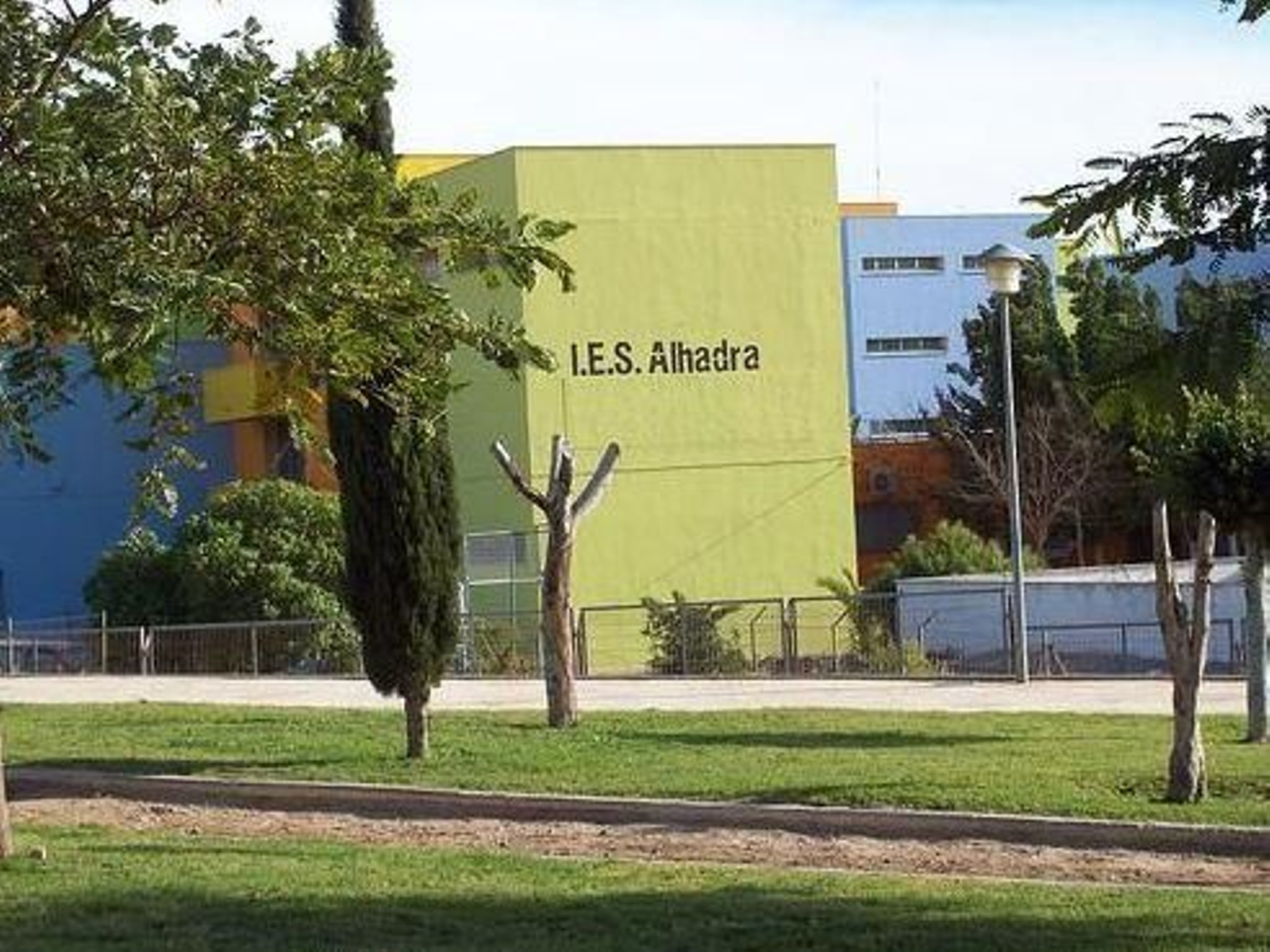 El IES Alhadra, lugar donde desapareció Adela.