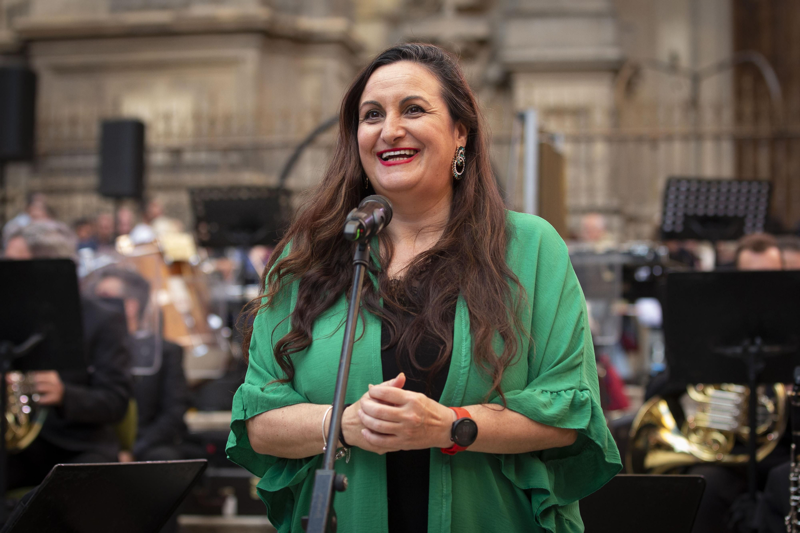 Las mejores fotos de la Noche en Blanco de Granada: del concierto de Xoel López a partidos de baloncesto