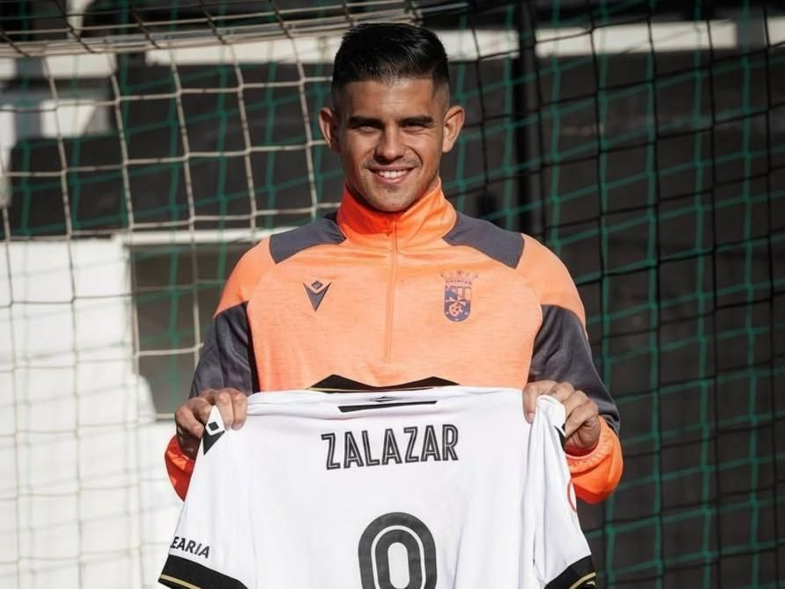 Kuki Zalazar, en su presentación con el Ceuta tras salir del Córdoba CF. Kuki Zalazar, en su presentación con el Ceuta tras salir del Córdoba CF.