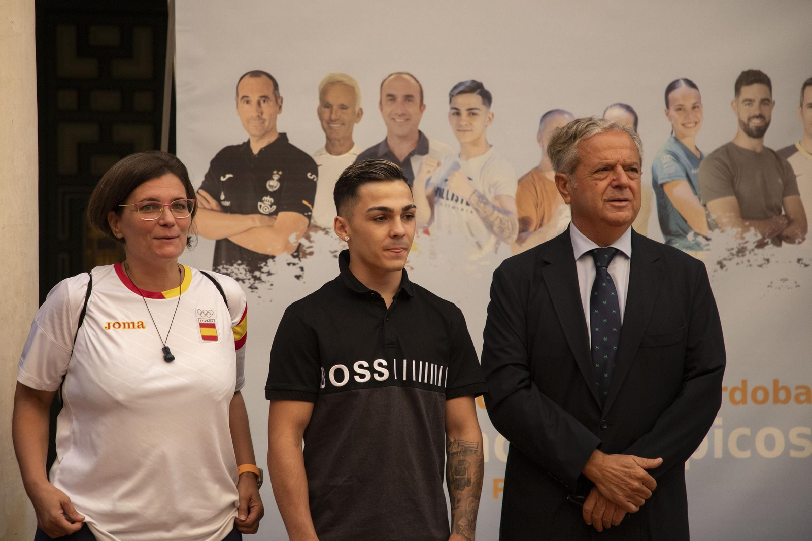 foto_recepcin-por-parte-de-la-corporacin-provincial-a-los-deportistas-olmpicos_04_53983979522_o.jpg