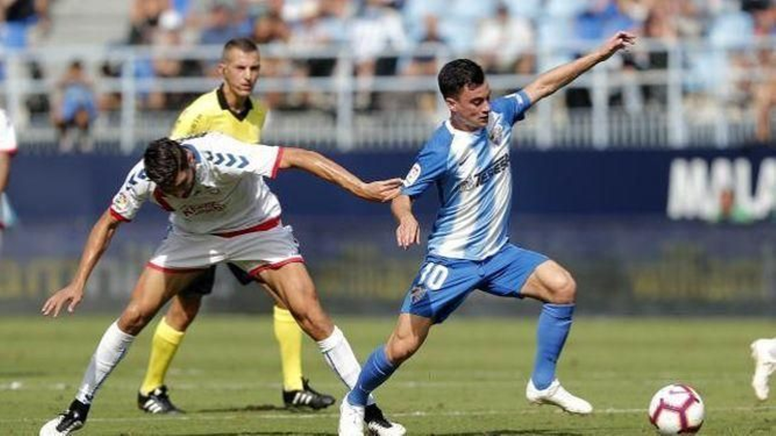 Juanpi Añor, en el Málaga CF-Rayo Majadahonda.