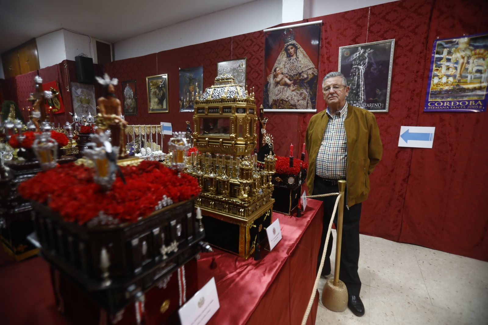 La exposición de pasos de Semana Santa en miniatura de la Asociación de Vecinos Nuestra Señora de Belén, en imágenes