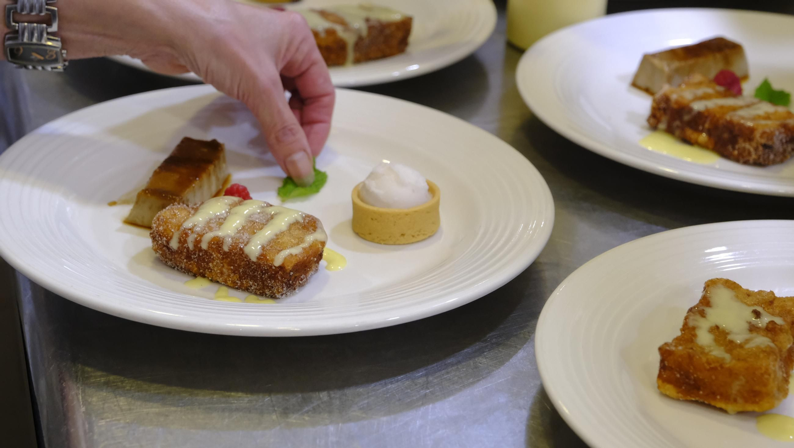 Las imágenes de las Jornadas Gastronómicas El Toro Bravo en la Cocina, en la Terraza Carmona de Vera