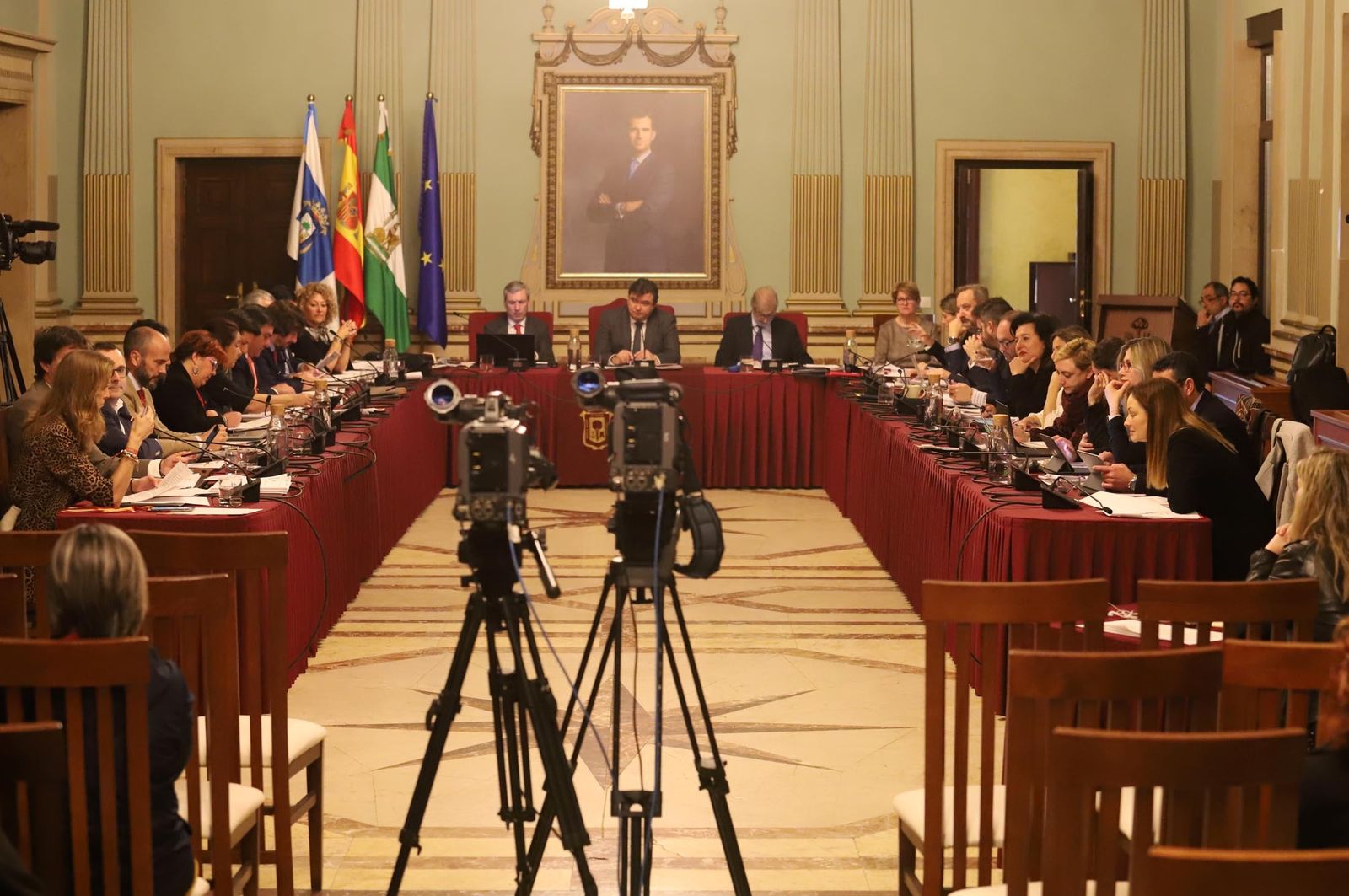 Imágenes del pleno celebrado en el Ayuntamiento de Huelva