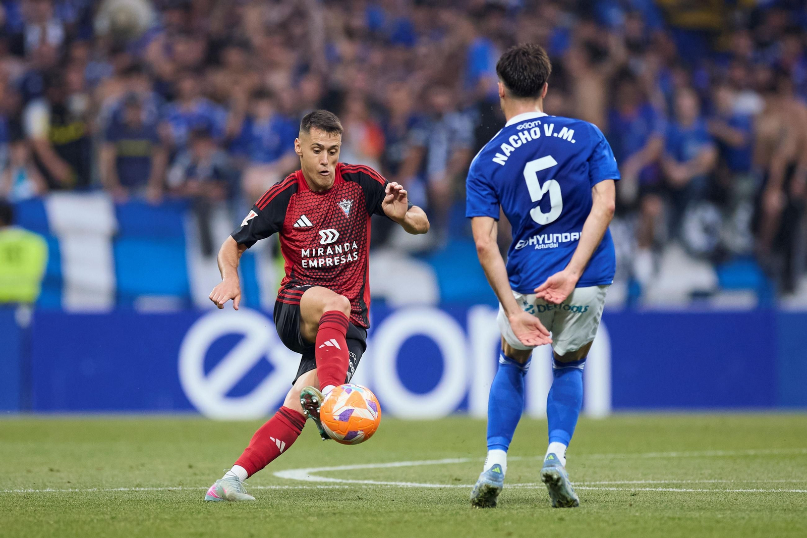 Las fotos del ascenso del Oviedo ante el Mirandés