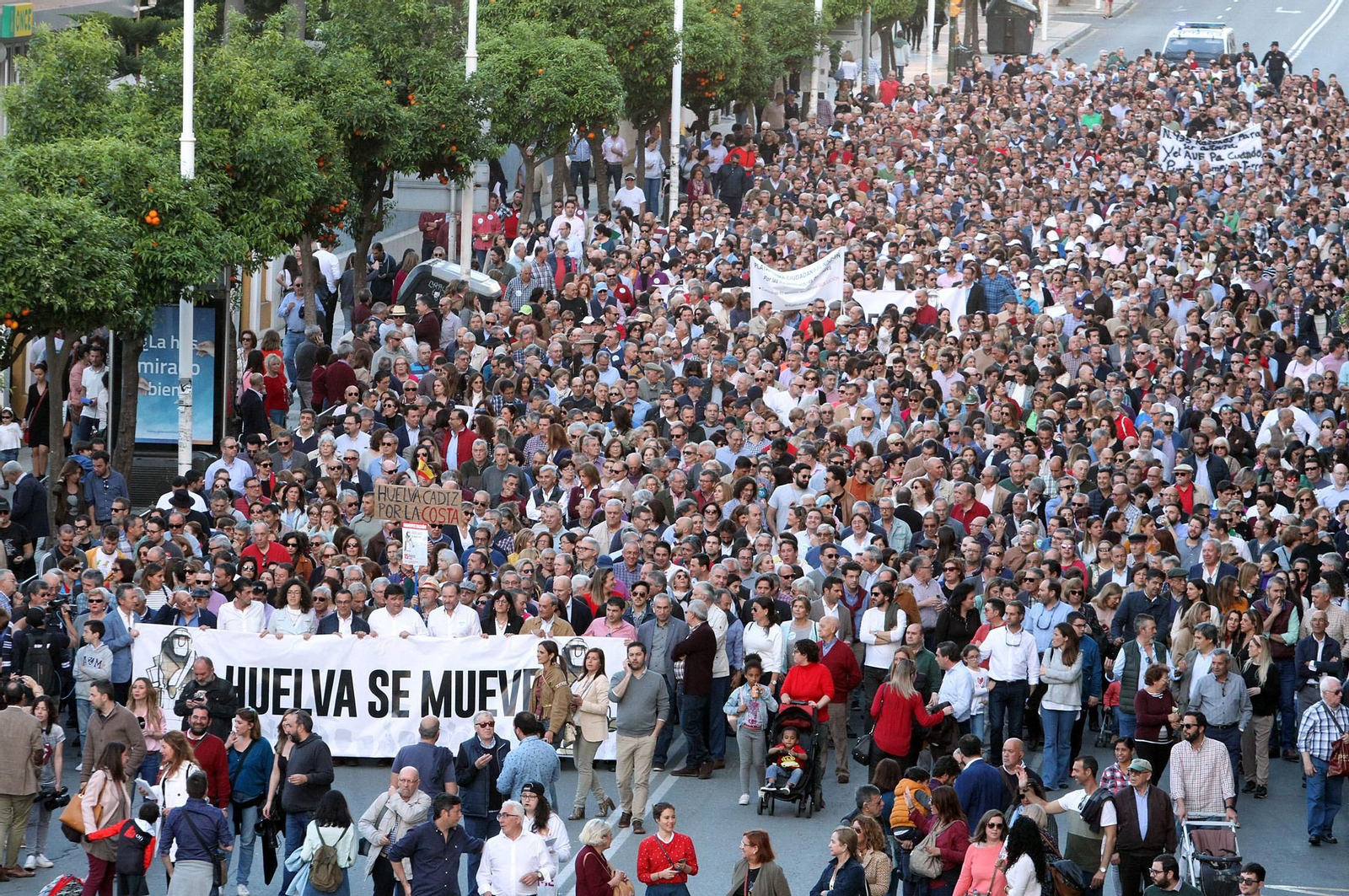Huelva Se Mueve, imágenes de la manifestación del 15-M