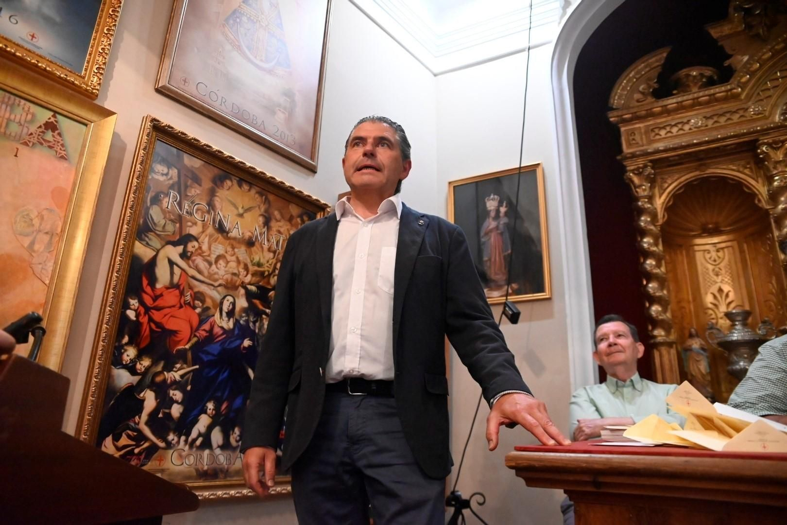 Las mejores imágenes de la elección de Manuel Murillo como presidente de la Agrupación de Cofradías de Córdoba