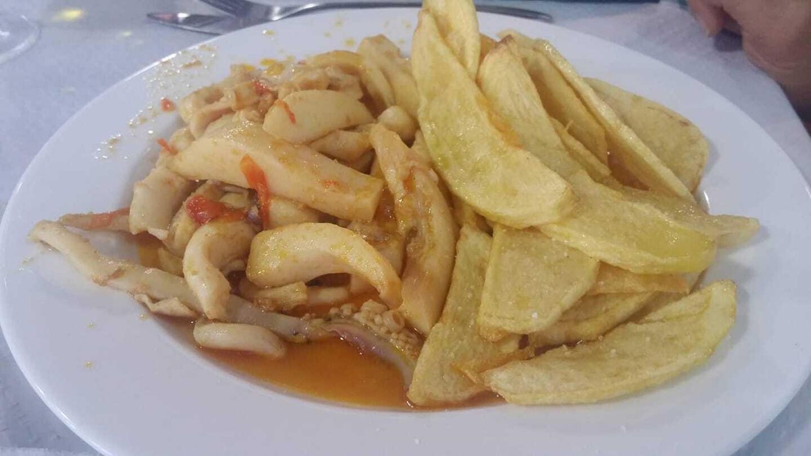 Chocos a la riojana, una de las tapas típicas