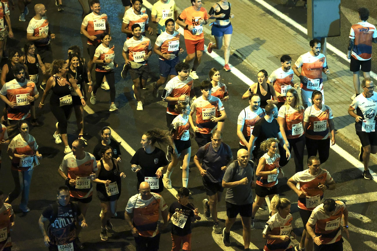 Búscate en la Carrera Nocturna (2)