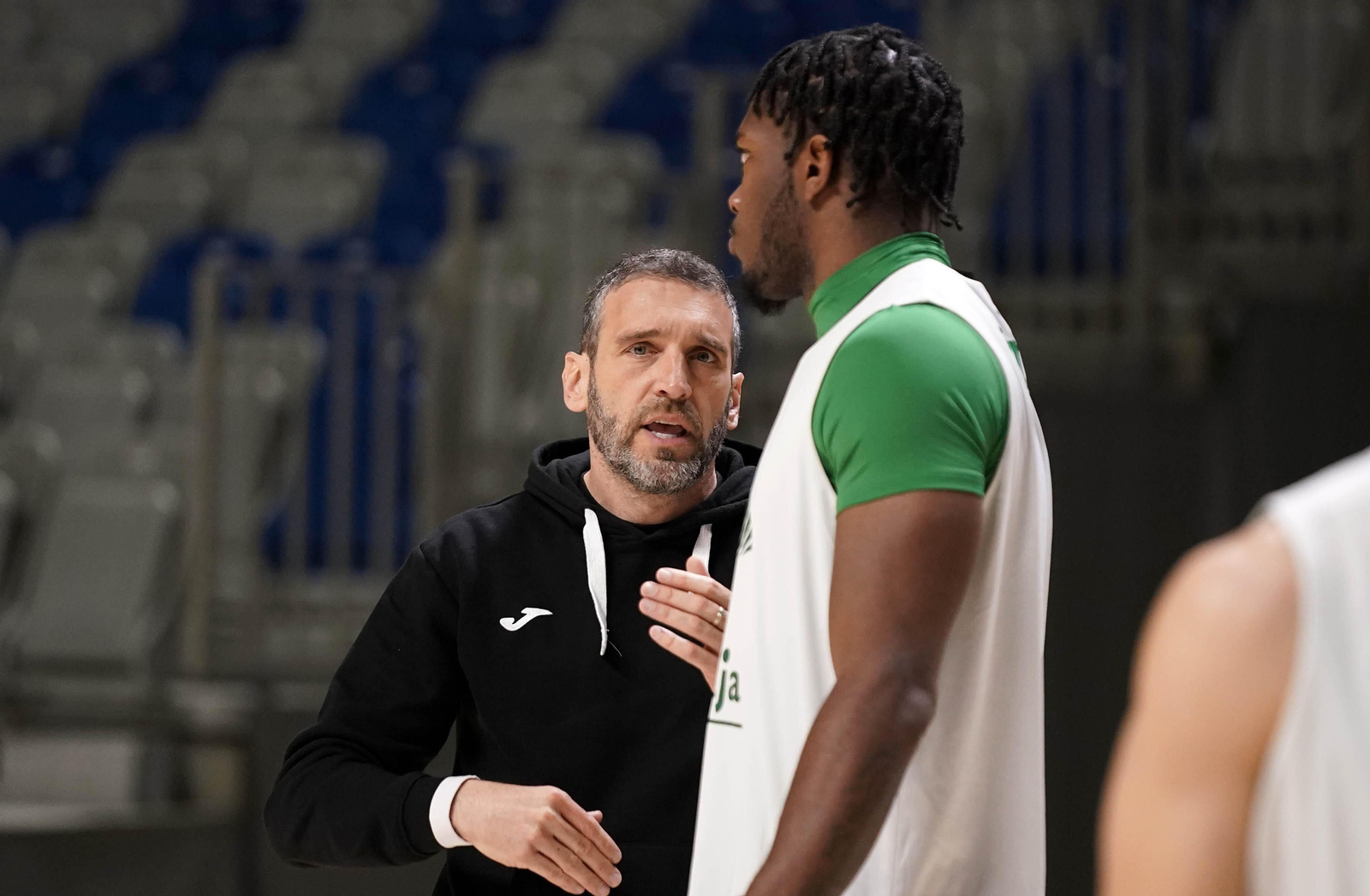 El primer entrenamiento de Cameron Oliver con el Unicaja, en fotos