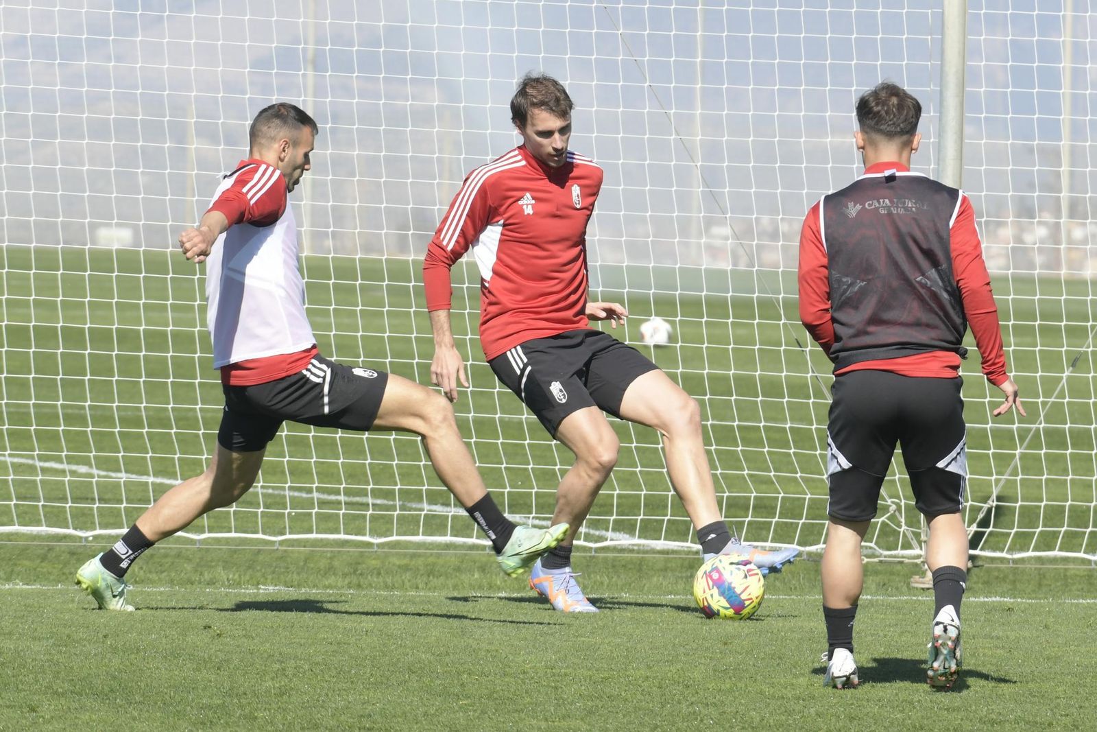 Las imágenes de la vuelta del Granada a los entrenamientos