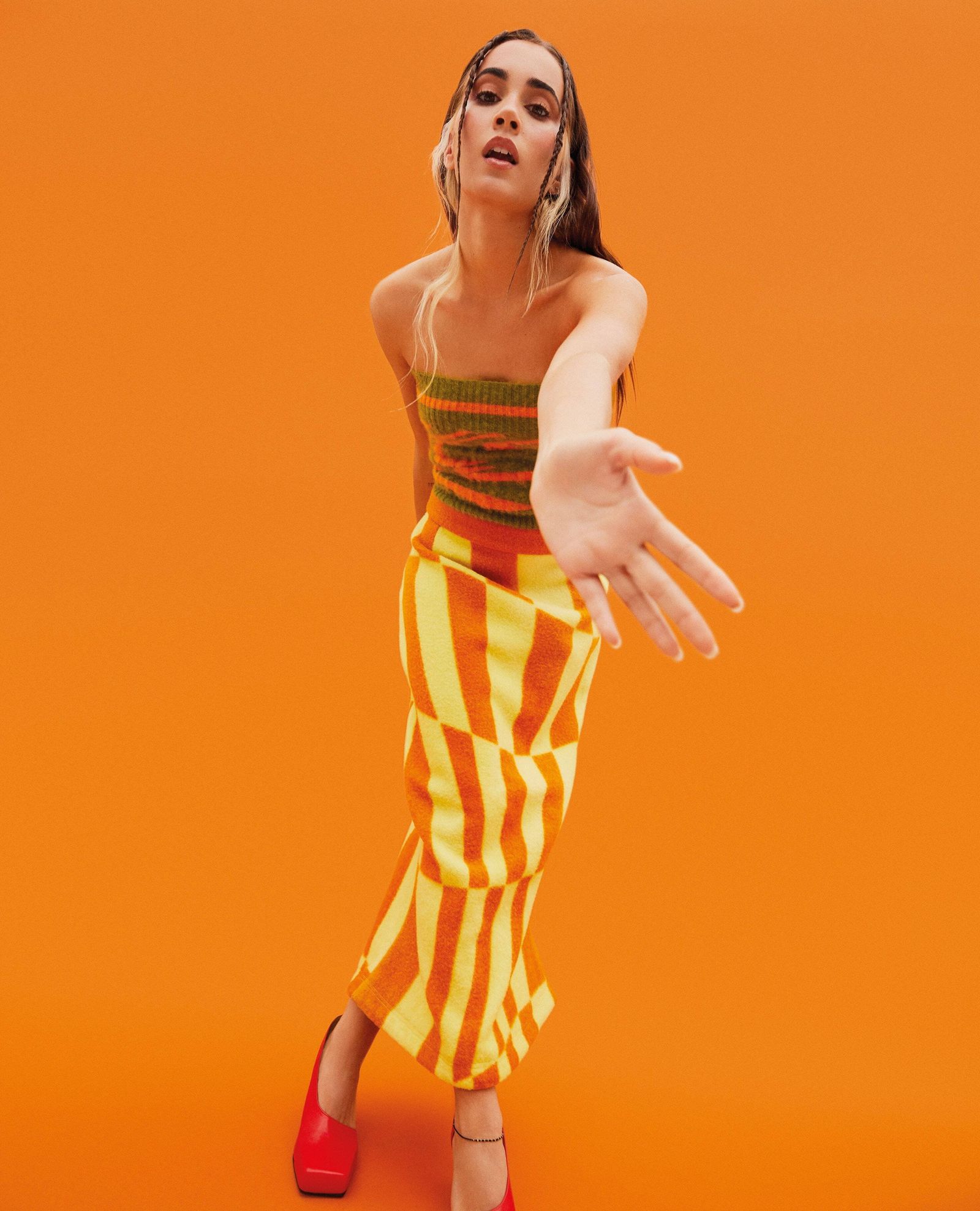 La cantante, en una de las fotos de su reportaje en Vogue.