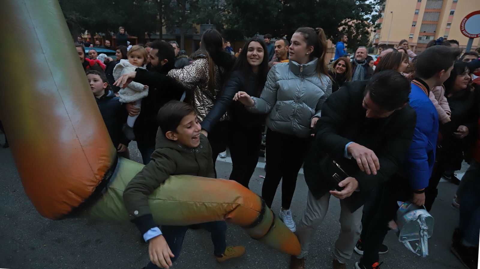 Las mejores fotos de la cabalgata de los Reyes Magos en Algeciras