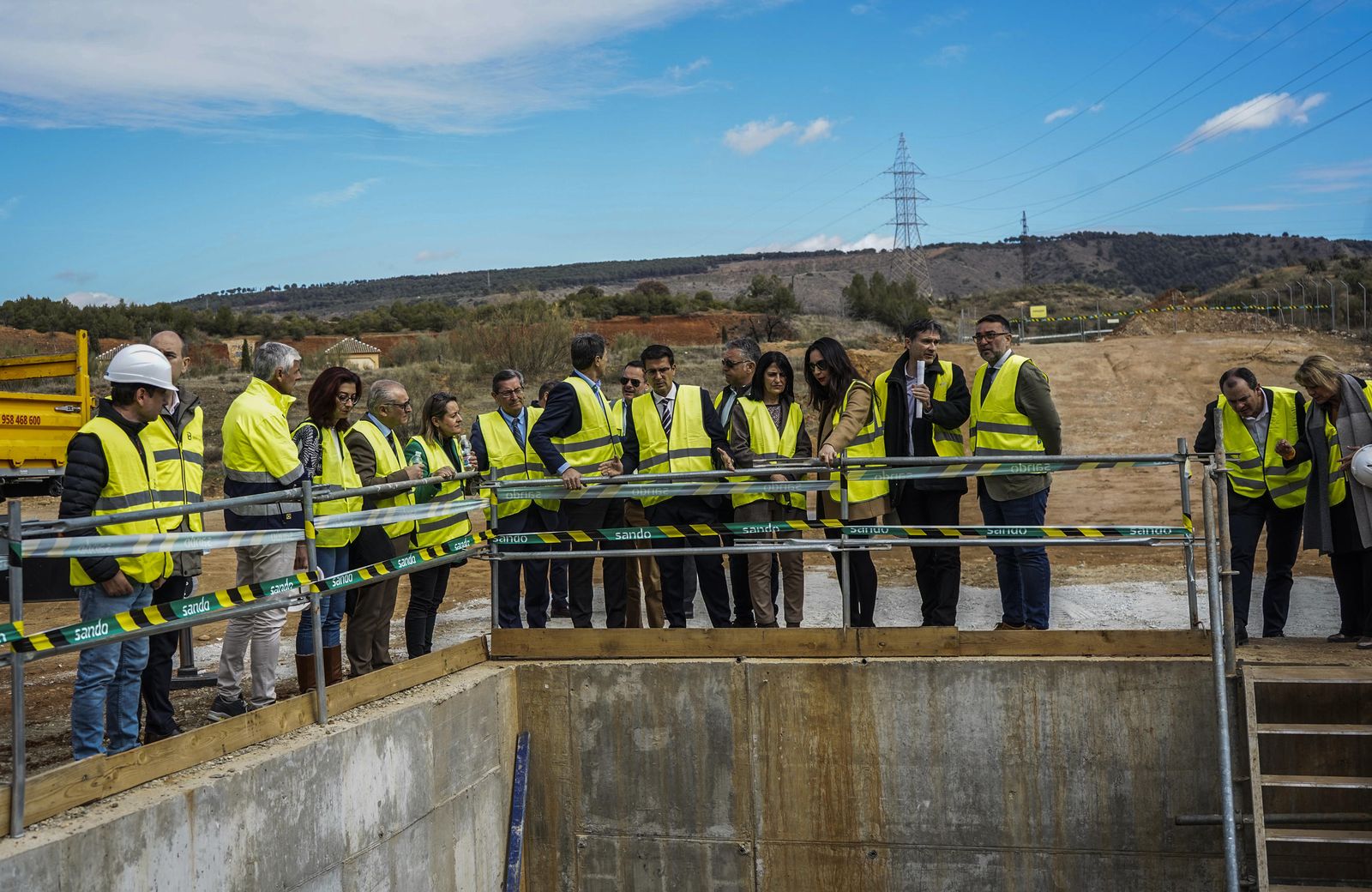 Visita a las obras de emergencia por la sequía para garantizar el abastecimiento en el sistema Colomera-Cubillas.