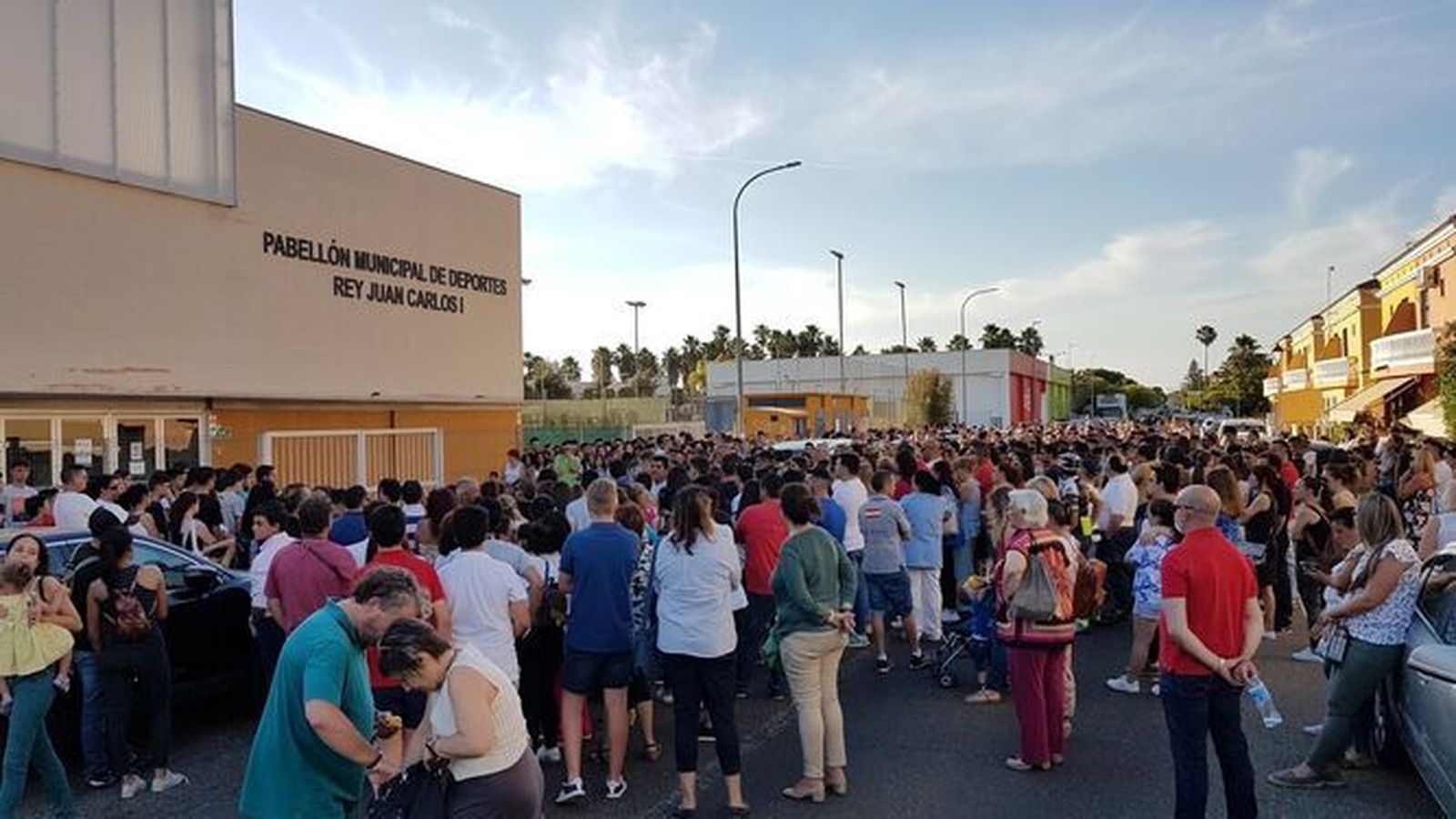 La manifestación tras la muerte del joven, en 2019, que finalizó ante el Pabellón al que se le quiere poner su nombre.