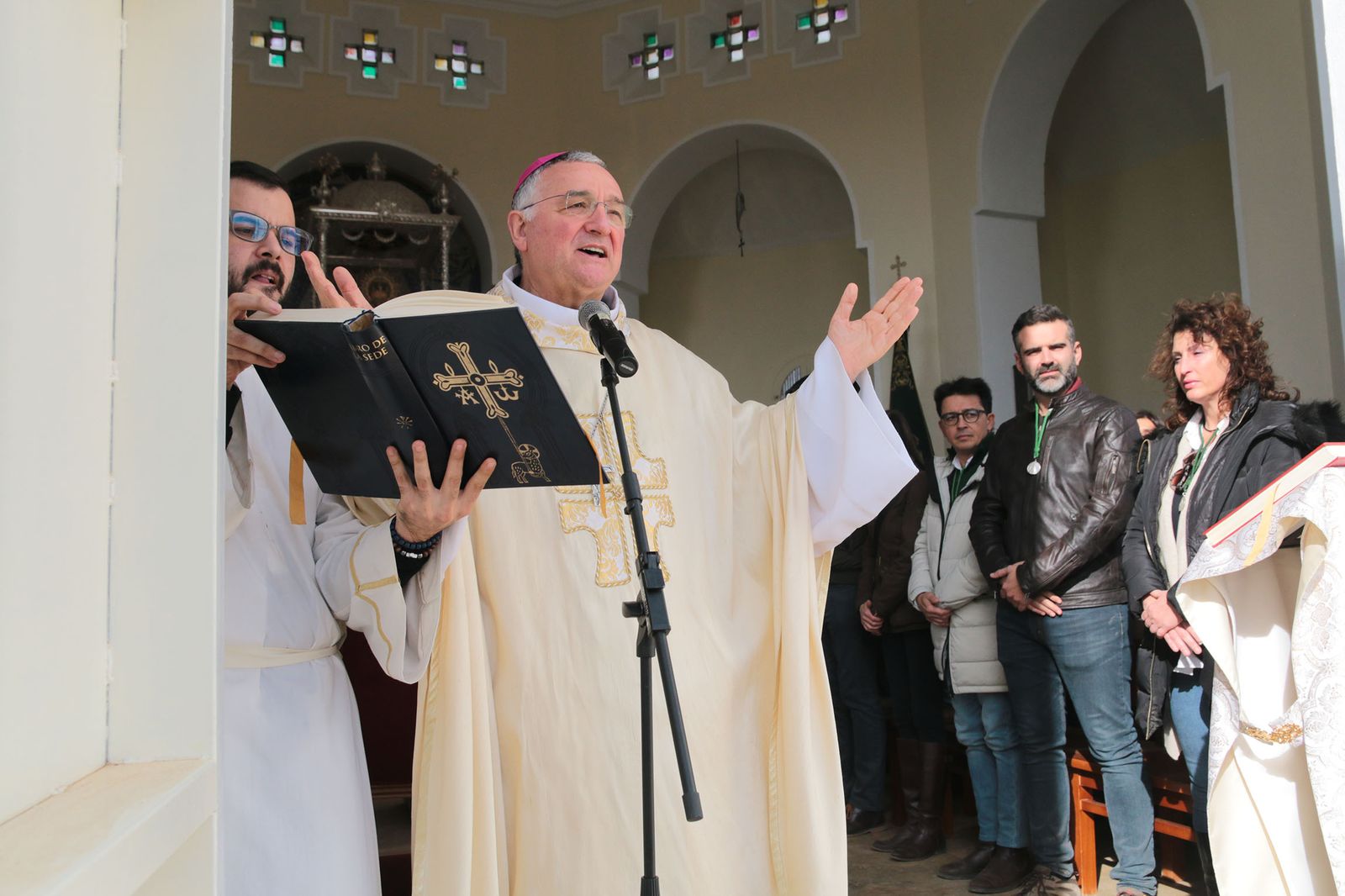 Miles de almerienses acuden a Torregarcía en la Romería de la Virgen del Mar