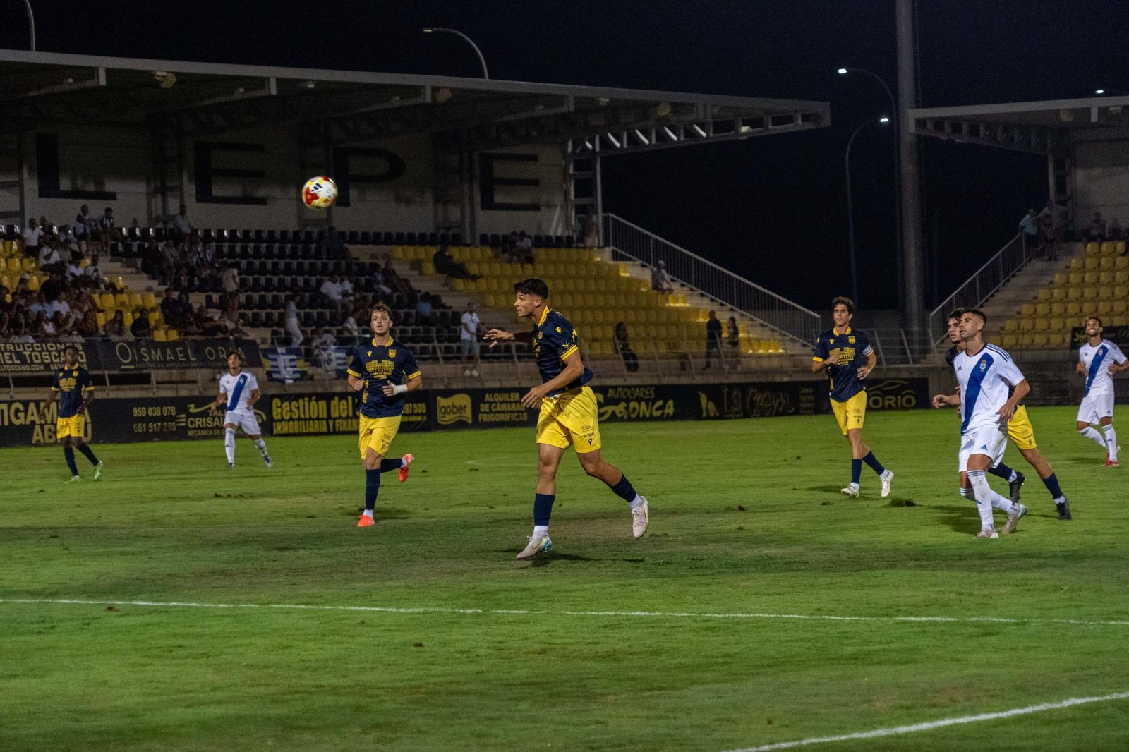 Imágenes del partido AD Merida - Recreativo de Huelva del Trofeo de la Bella