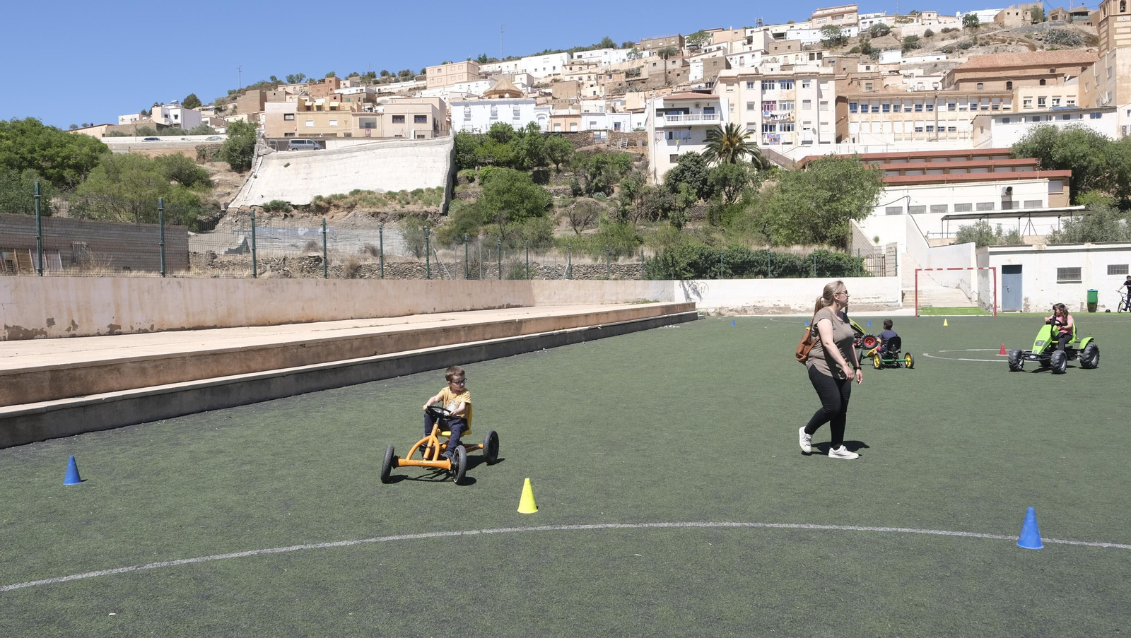 Imágenes de los juegos infantiles en las Fiestas de Abla