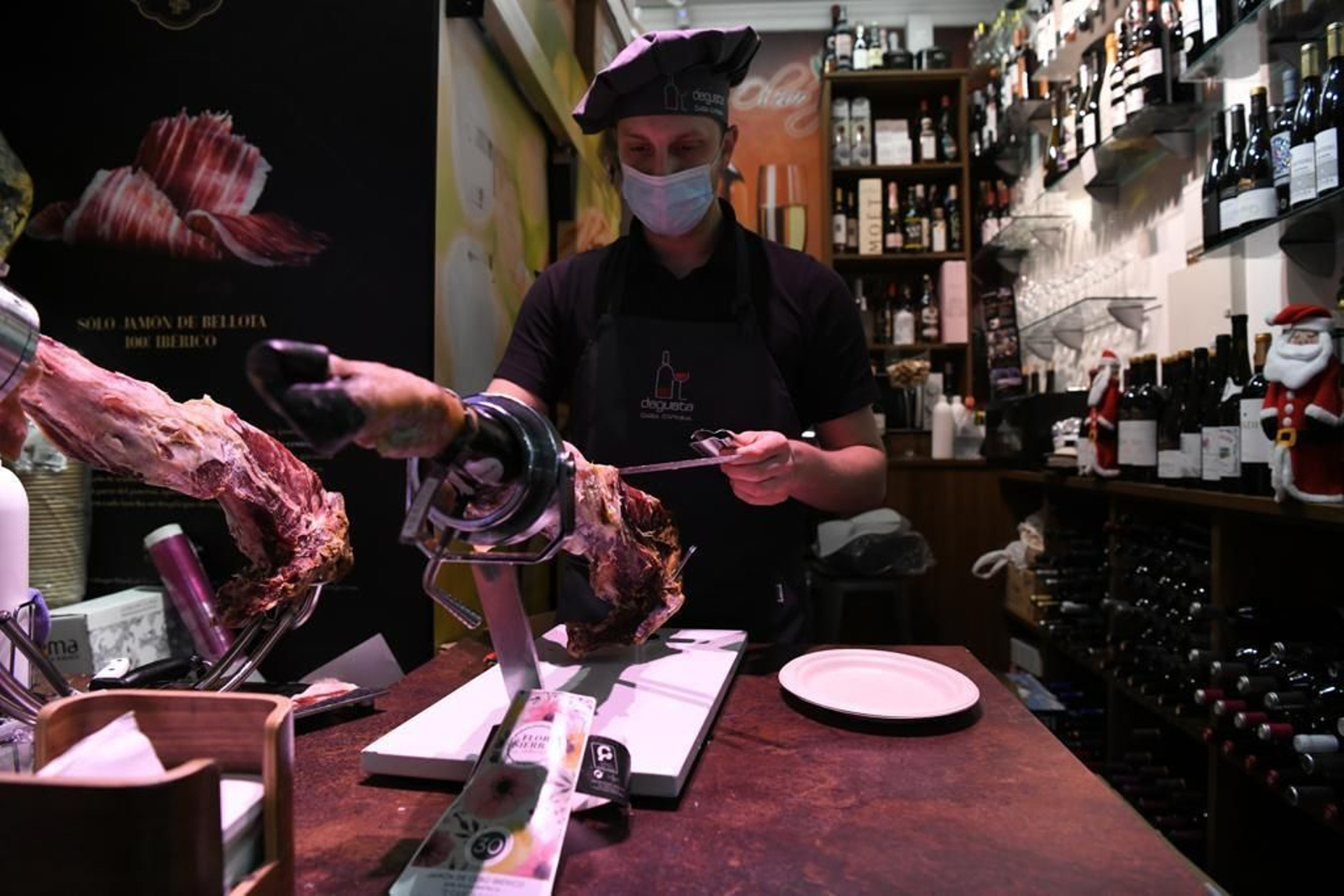 Así se prepara Granada para la cena de Nochebuena másespecial