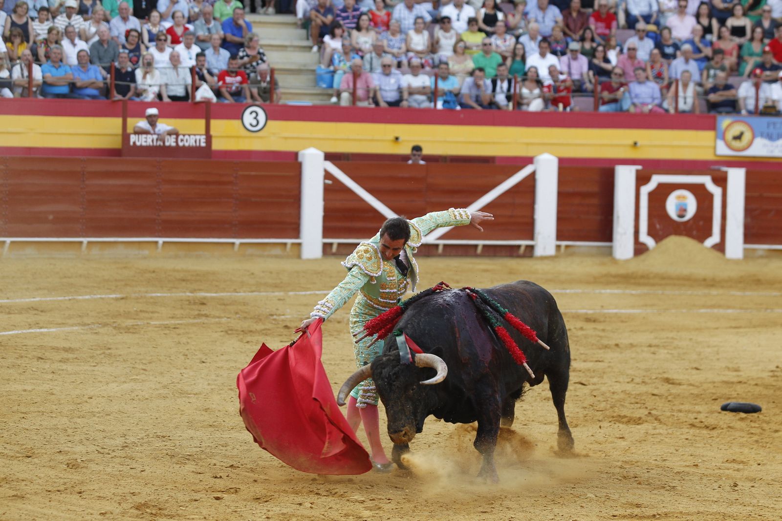 Fotogalería corrida de toros Roquetas de Mar. El Fandi, Castella, Cayetano.