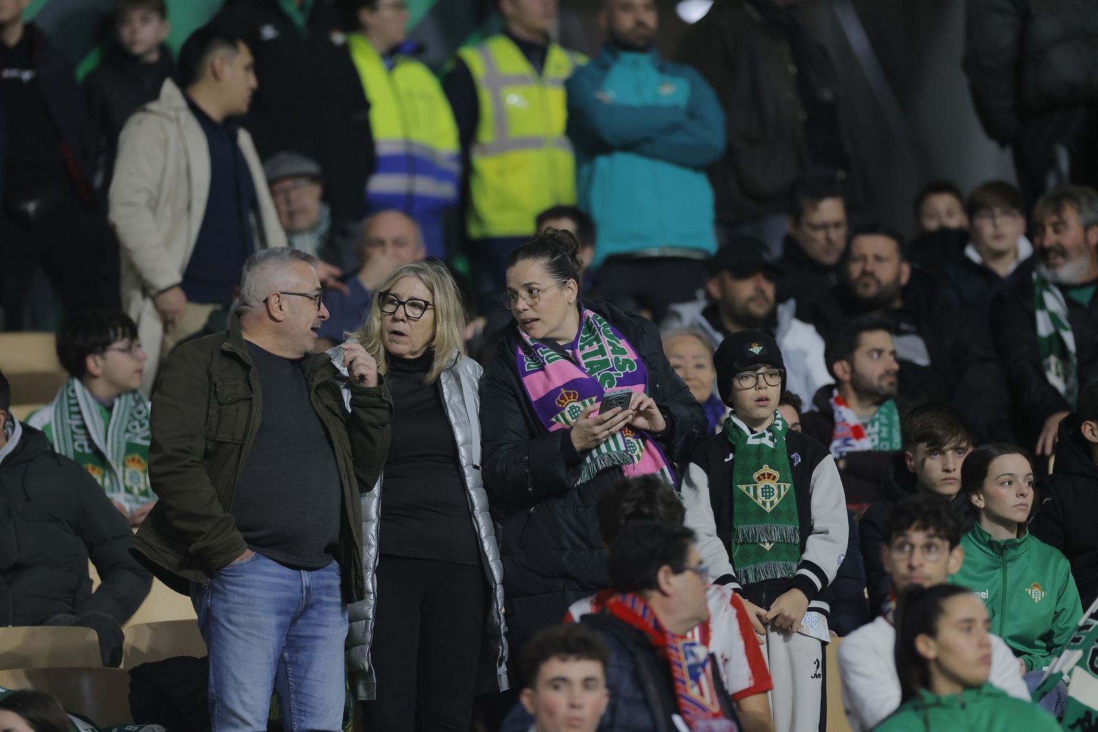 Búscate en las fotos del Betis - Atlético de Madrid