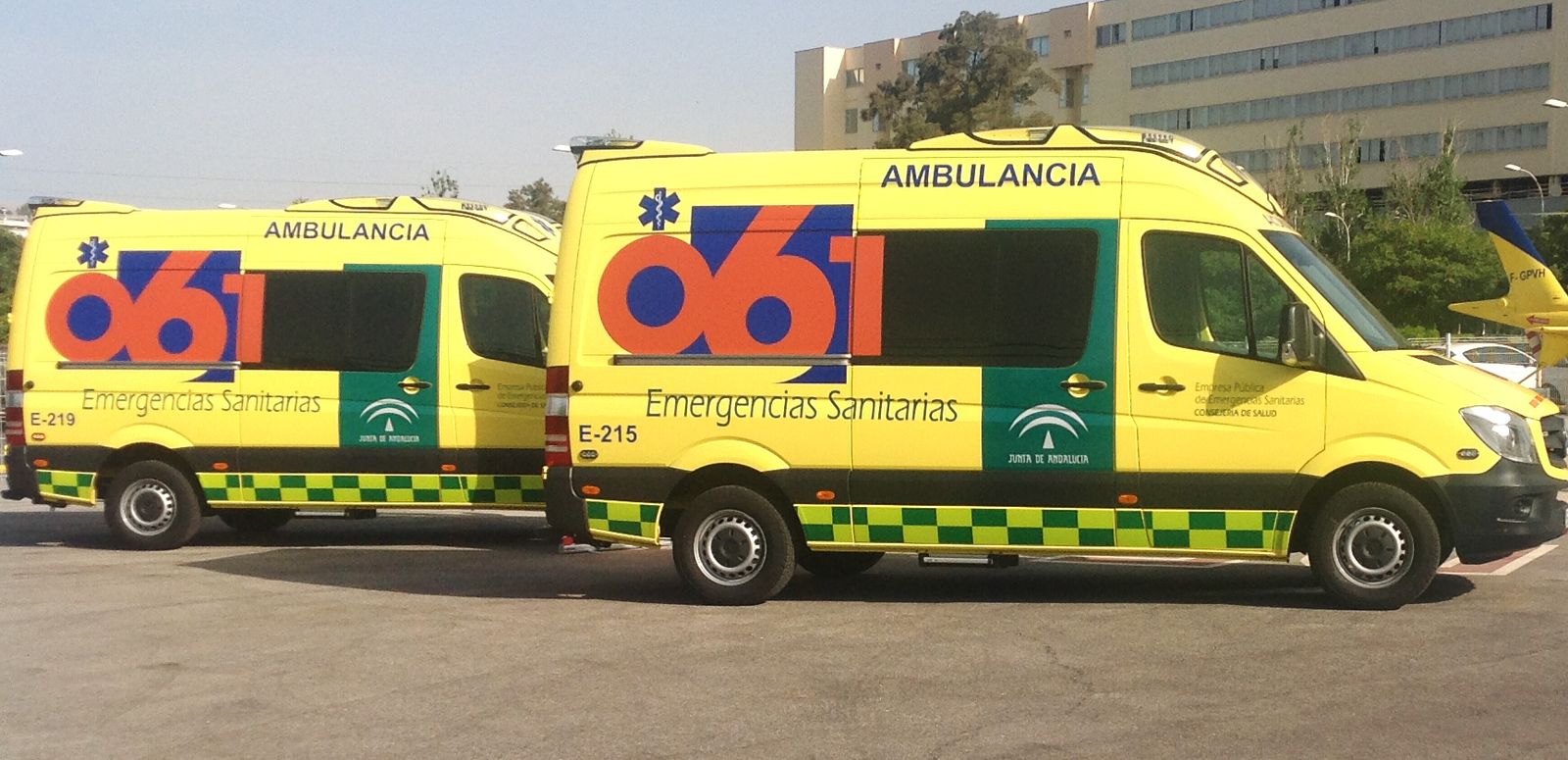 El nuevo vehículo del 061 que prestará servicio desde la base de La Línea.