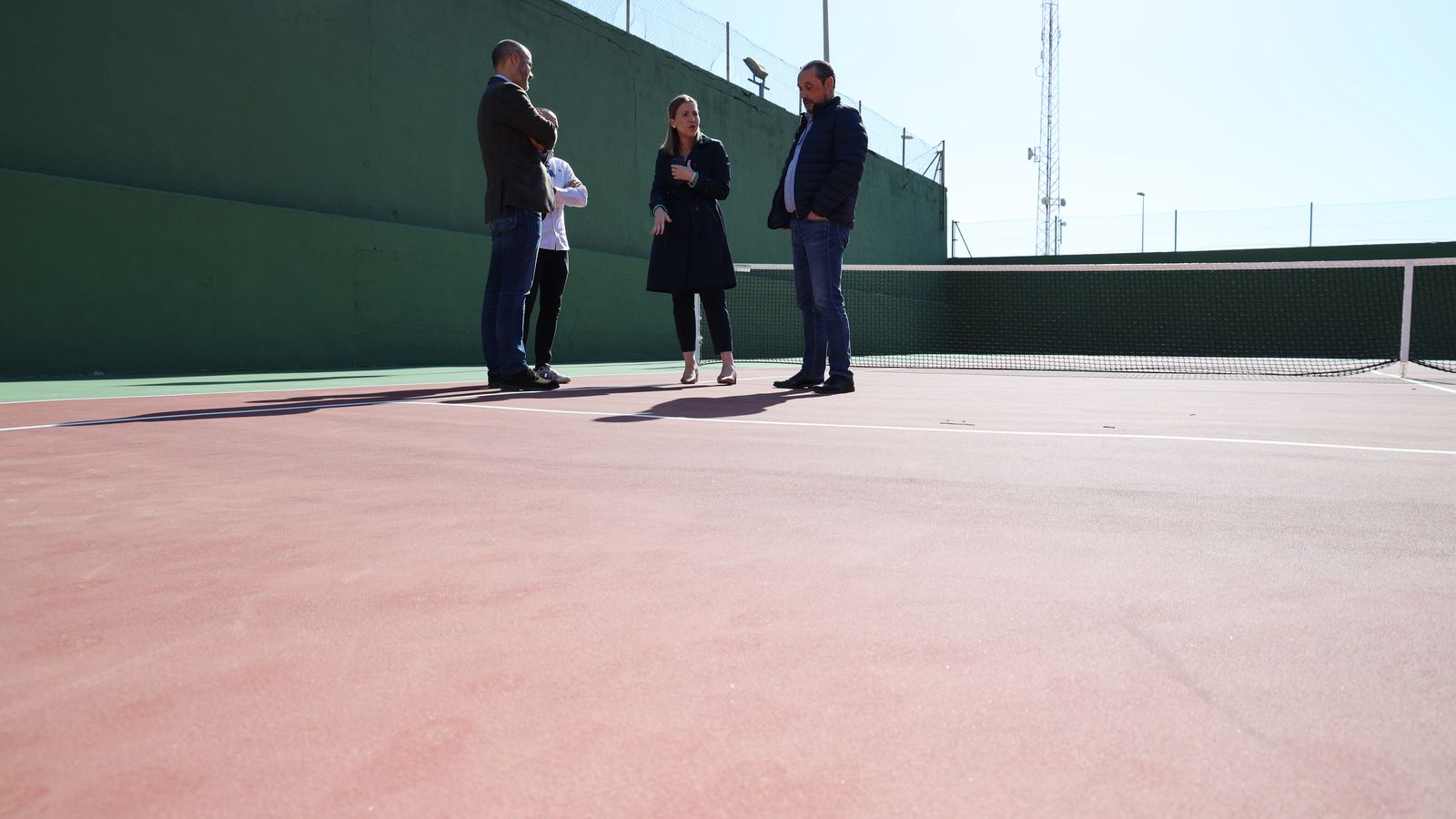 El nuevo pavimiento de las instalaciones deportivas ejidenses