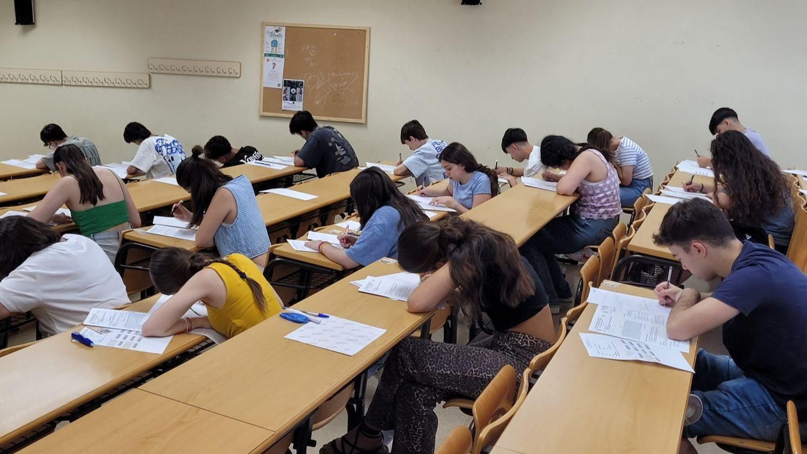 Participantes en la última convocatoria extraordinaria del mes de julio. Participantes en la última convocatoria extraordinaria del mes de julio.