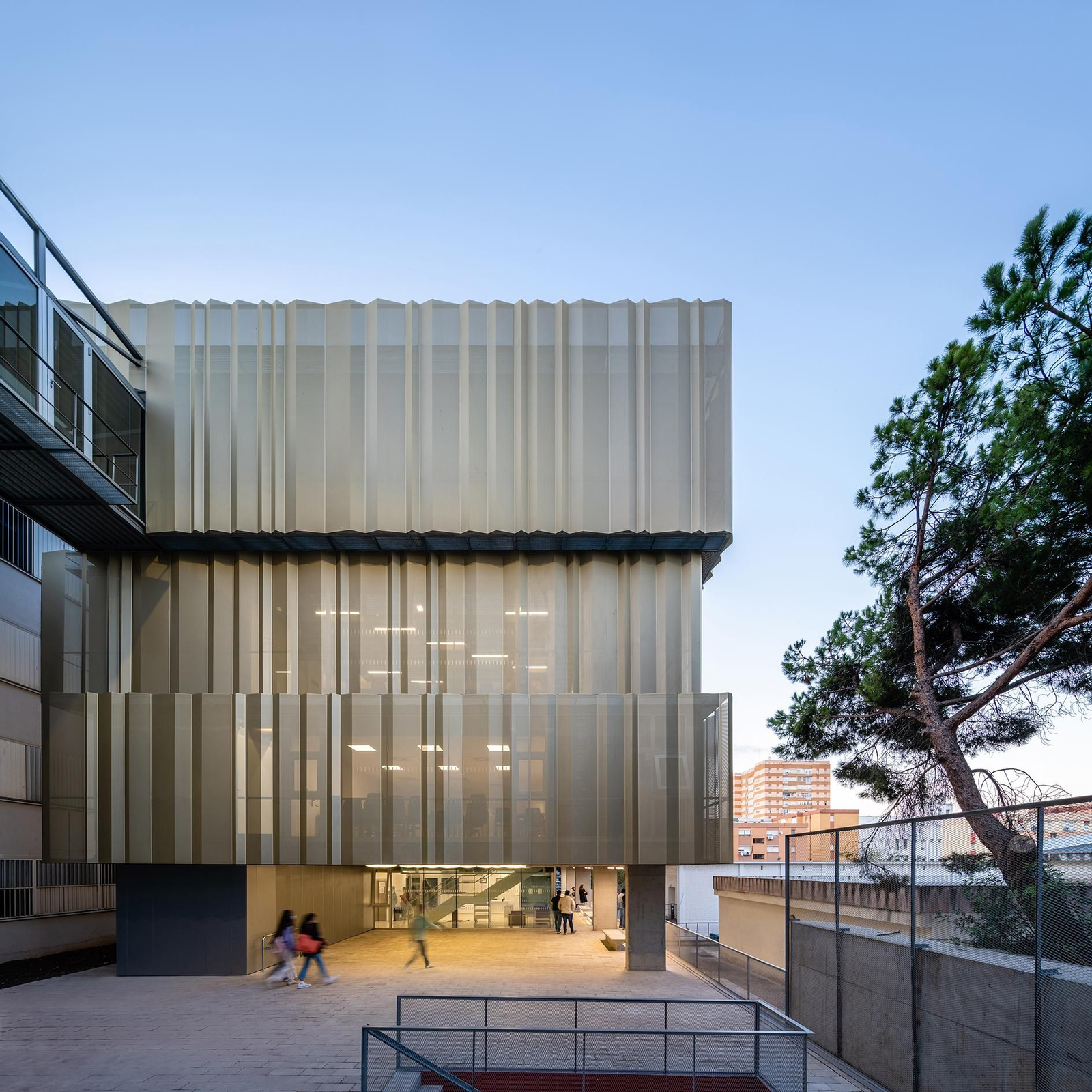 Edificio de la Biblioteca de la UCA en el campus de Algeciras.