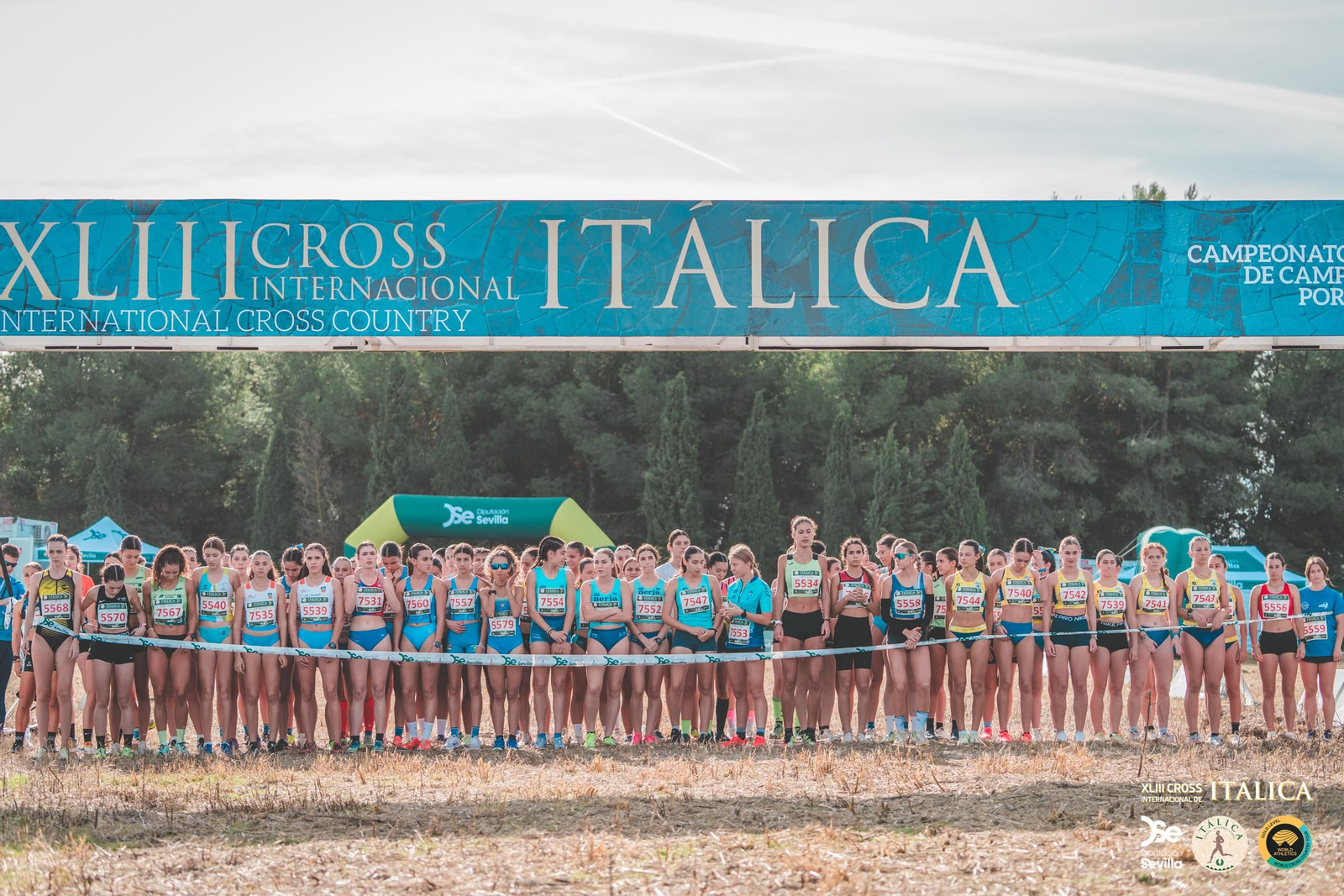 Búscate en las fotos del Cross de Itálica 2025 | 5