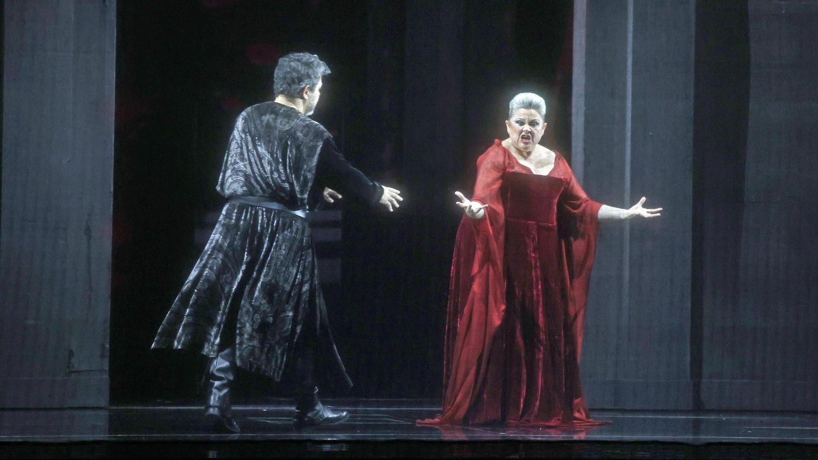 Imágenes de la ópera Macbeth en el Teatro Villamarta de Jerez
