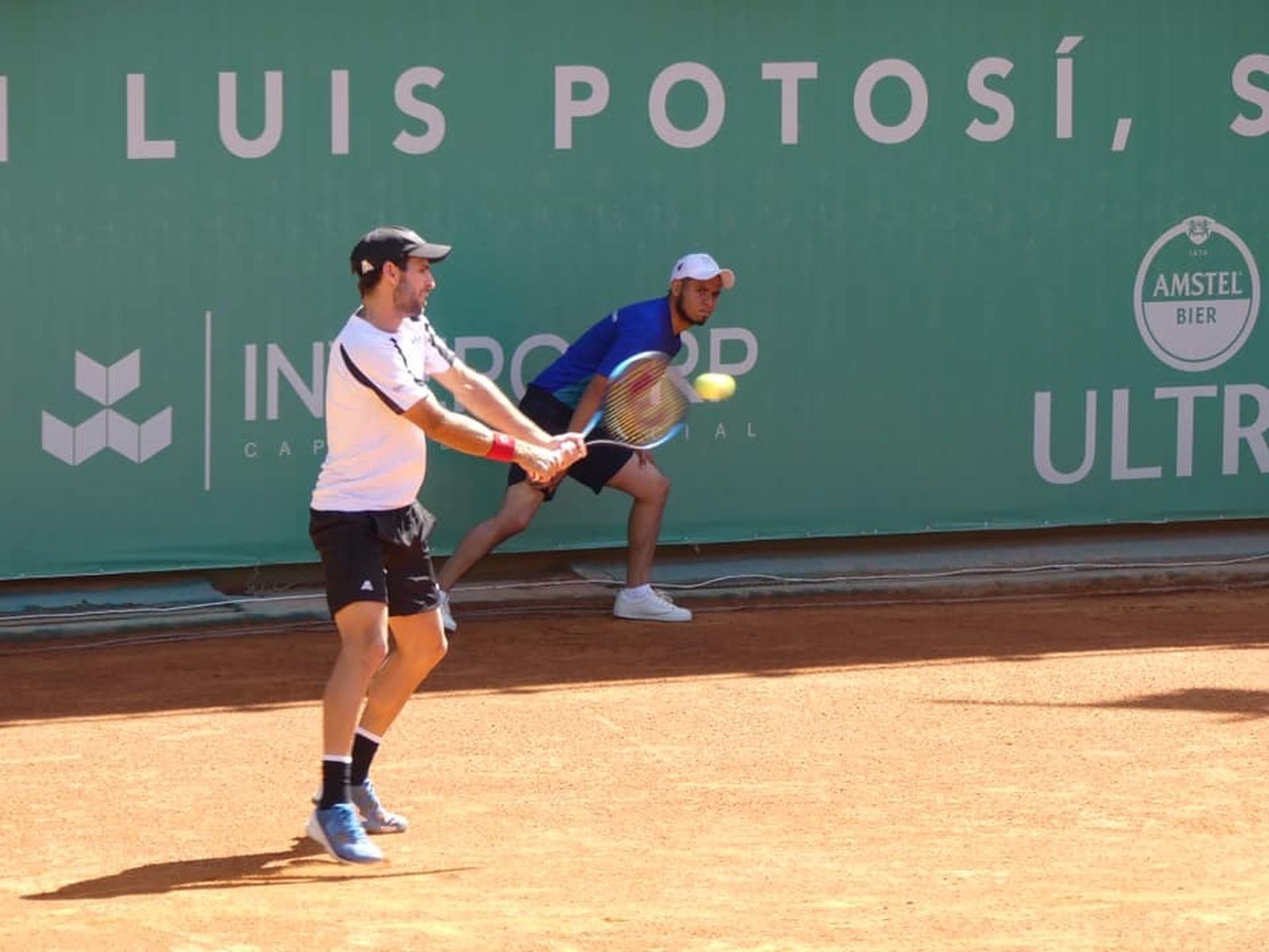 Adrián Menéndez, en un partido pasado.