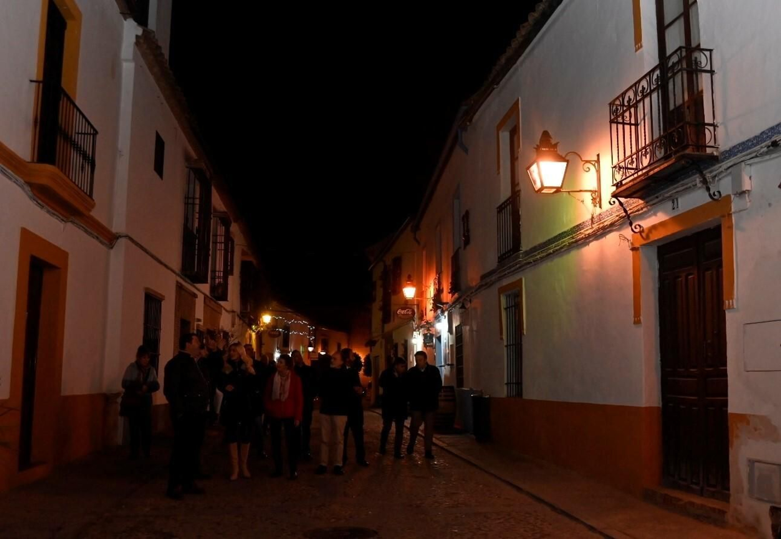 El alumbrado navideño del barrio del Alcázar Viejo de Córdoba, en imágenes