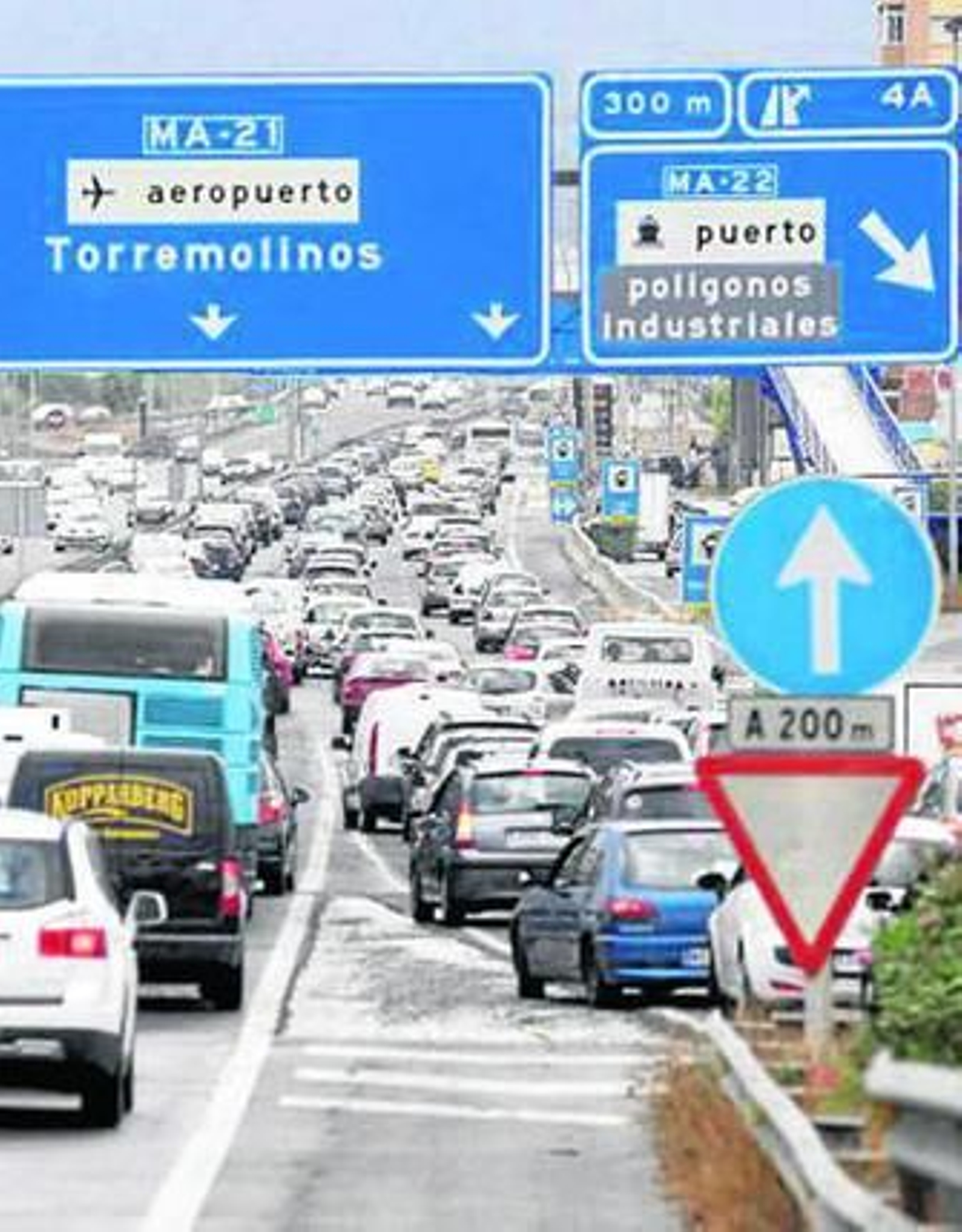 Tráfico colapsado en dirección a Torremolinos.