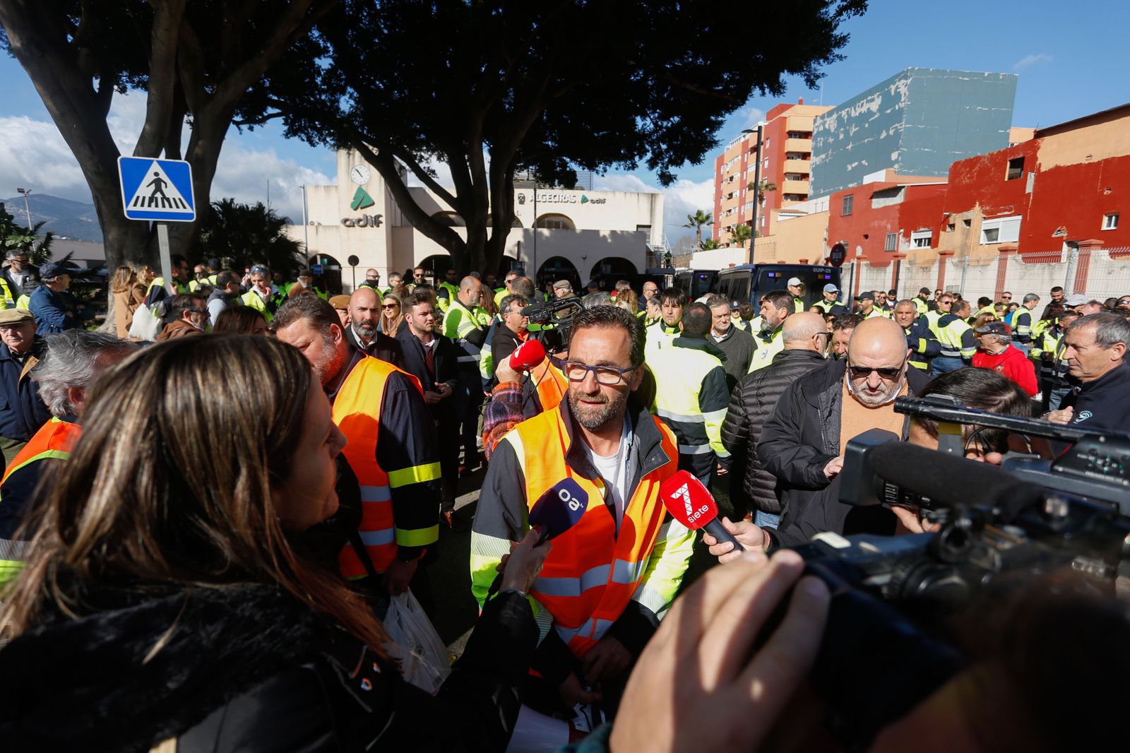 Las fotos de la manifestación de los trabajadores en huelga de Acerinox en Algeciras