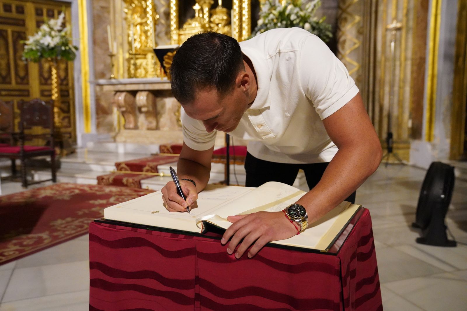 La visita del Almería a la Patrona, en imágenes