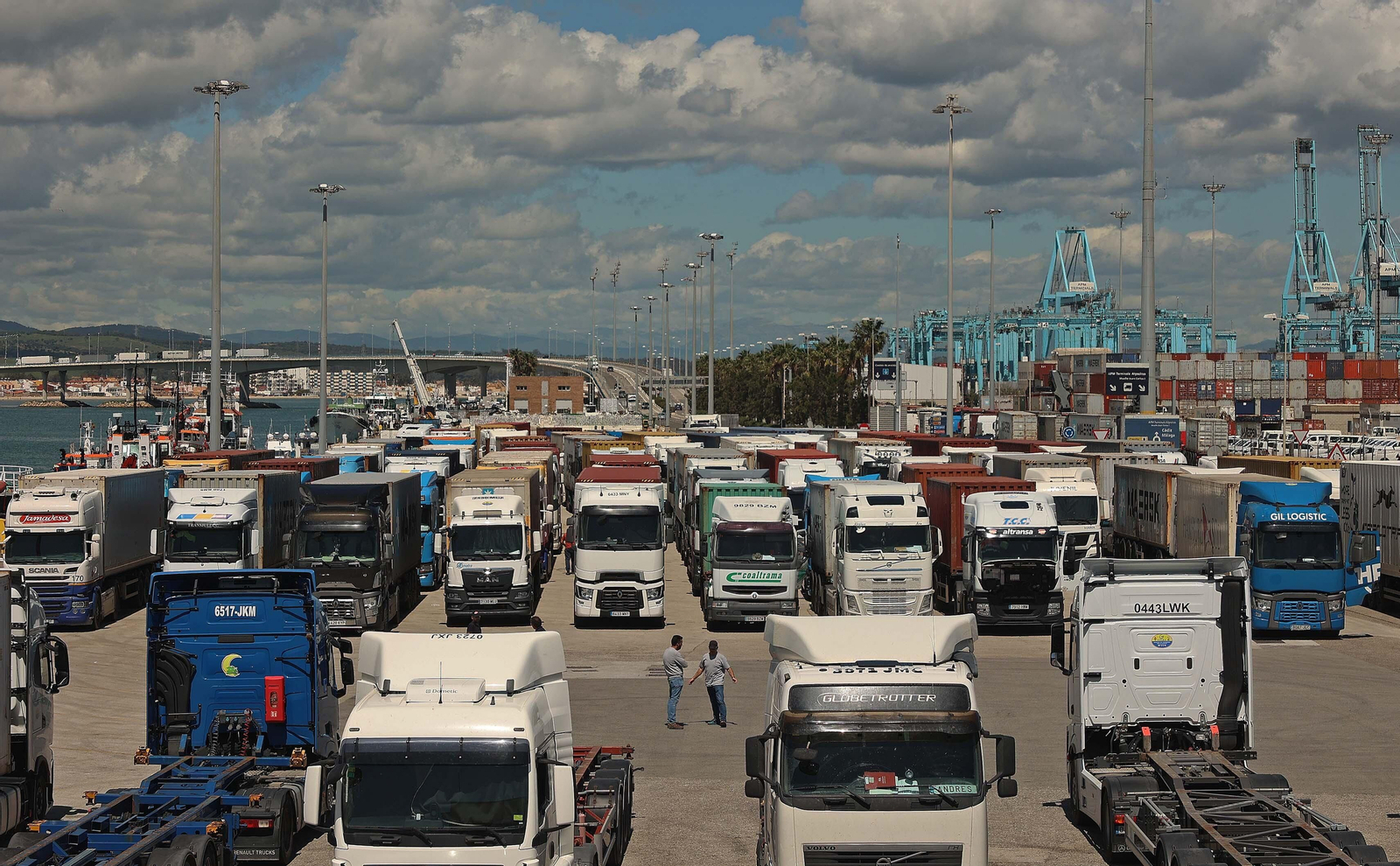 Imágenes de la protesta de la estiba por el sistema ETS en el puerto de Algeciras