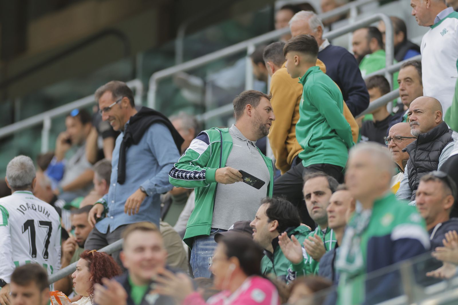 Búscate en las fotos del Betis-Mallorca