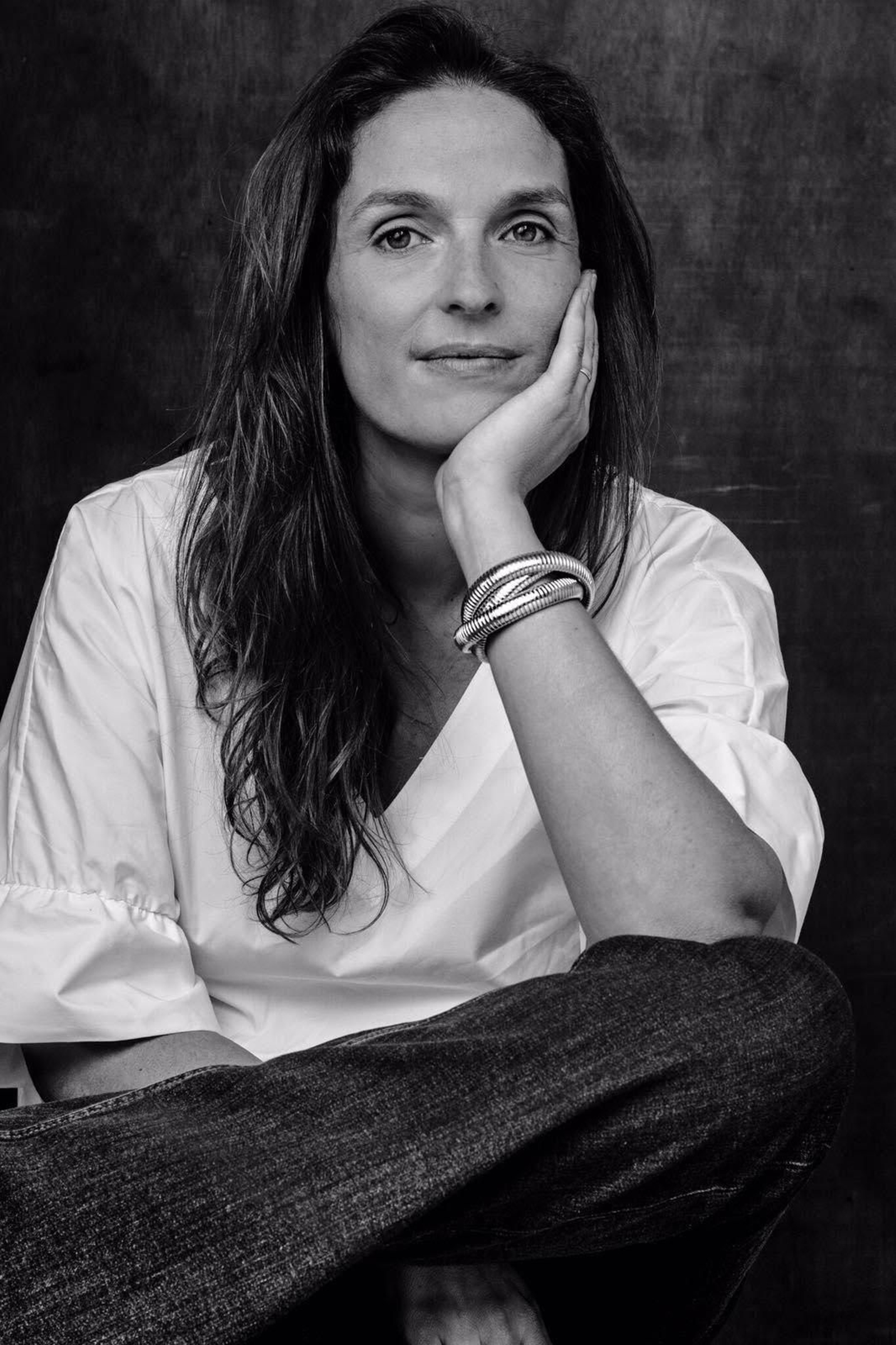 Casilda Sánchez Varela es socióloga de formación y ha trabajado como periodista y guionista.