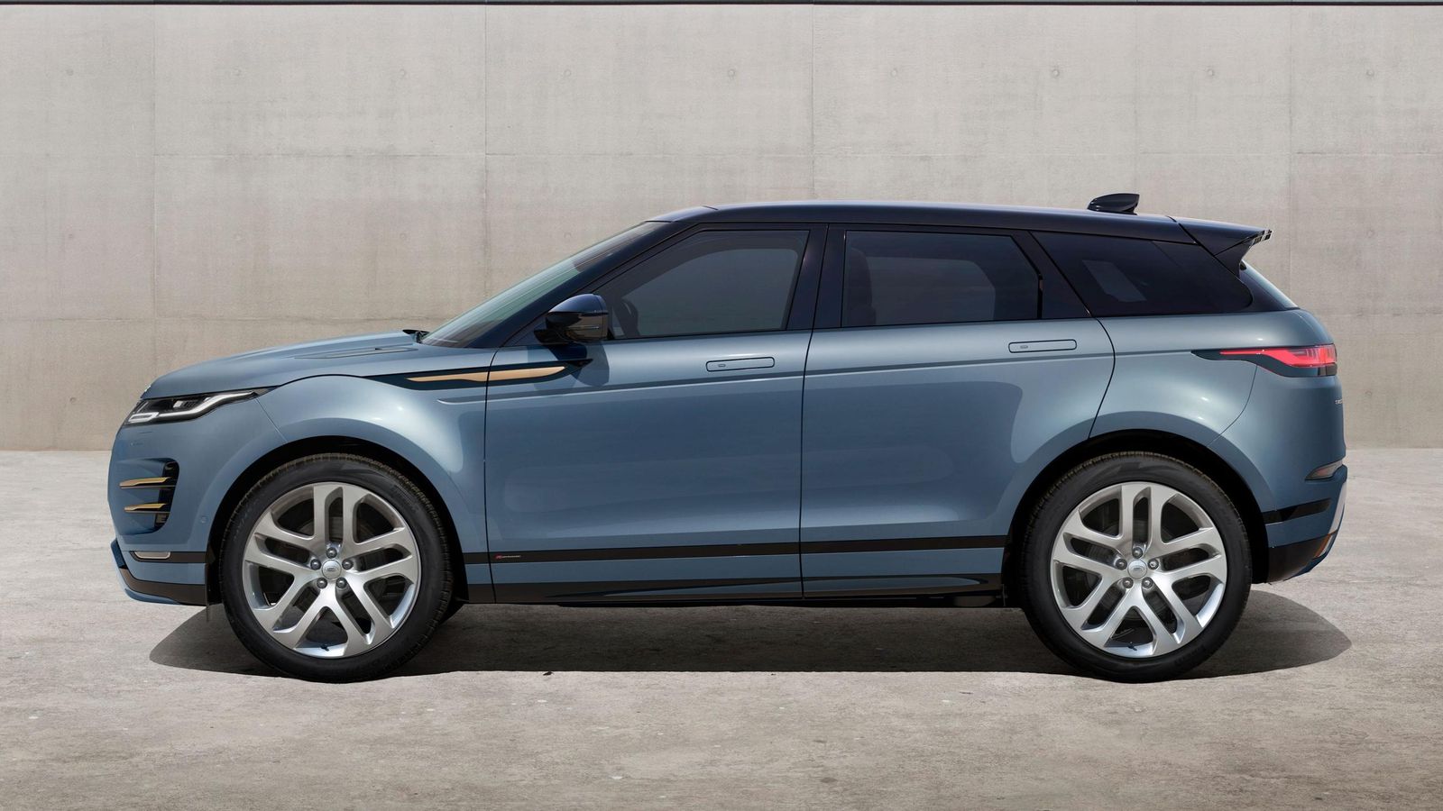 Con el motor 2.0 los modelos de Land Rover se ofertan con dos niveles de potencia. El Evoque es, junto al Discovery Sport, el modelo más económico de la familia.