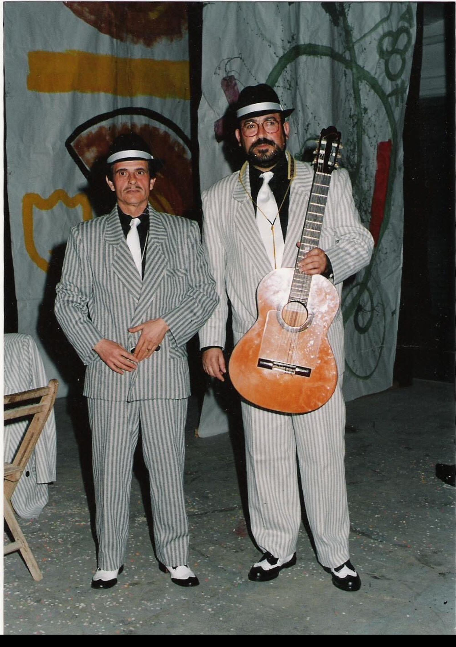 José Sorroche y Niño de las Cuevas.  Comparsa “La ley Seca”, 1º premio en 1991