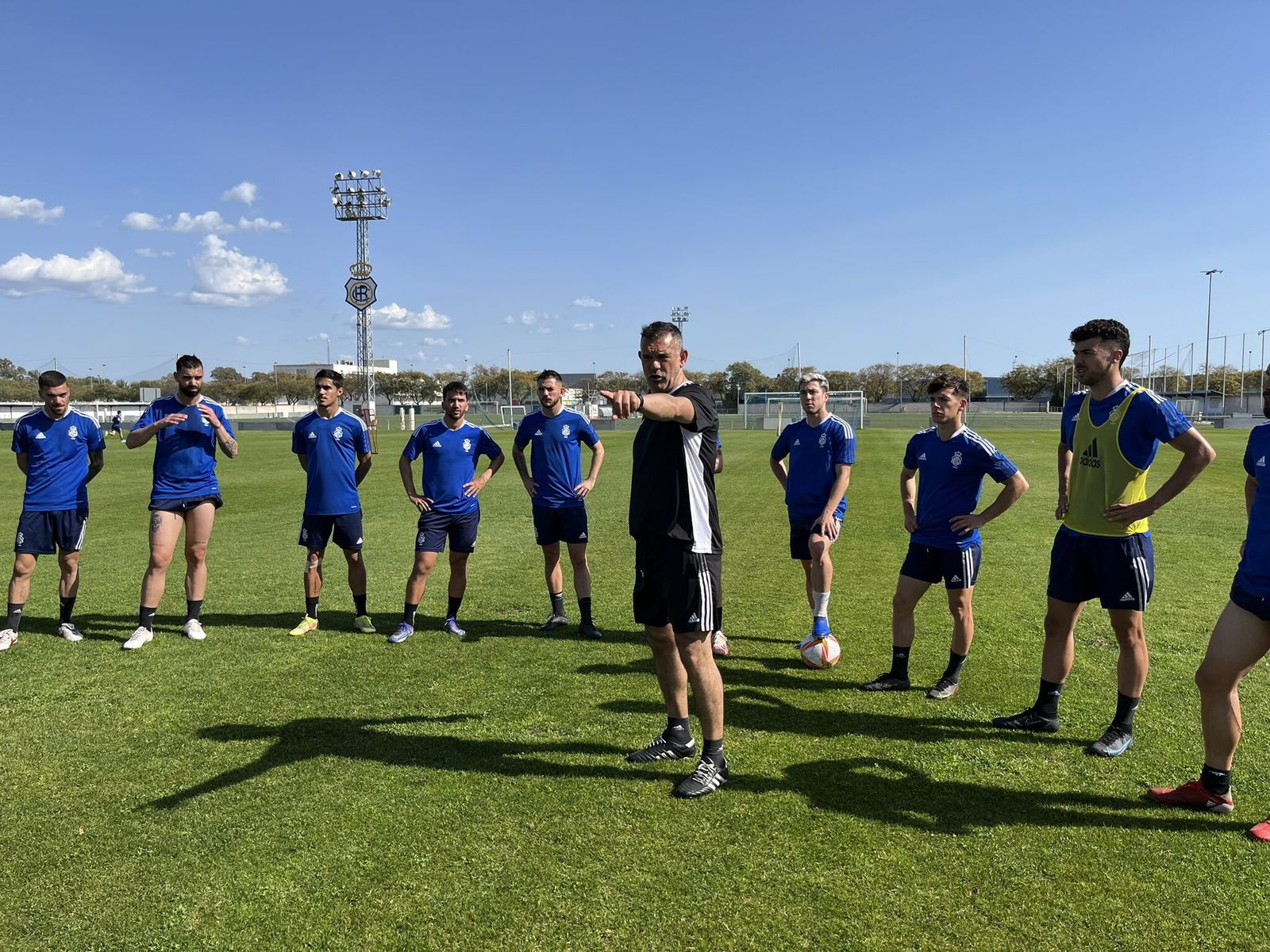 El entrenador que cogerá la riendas del Recre en lo que resta de temporada, Jaime Díaz.