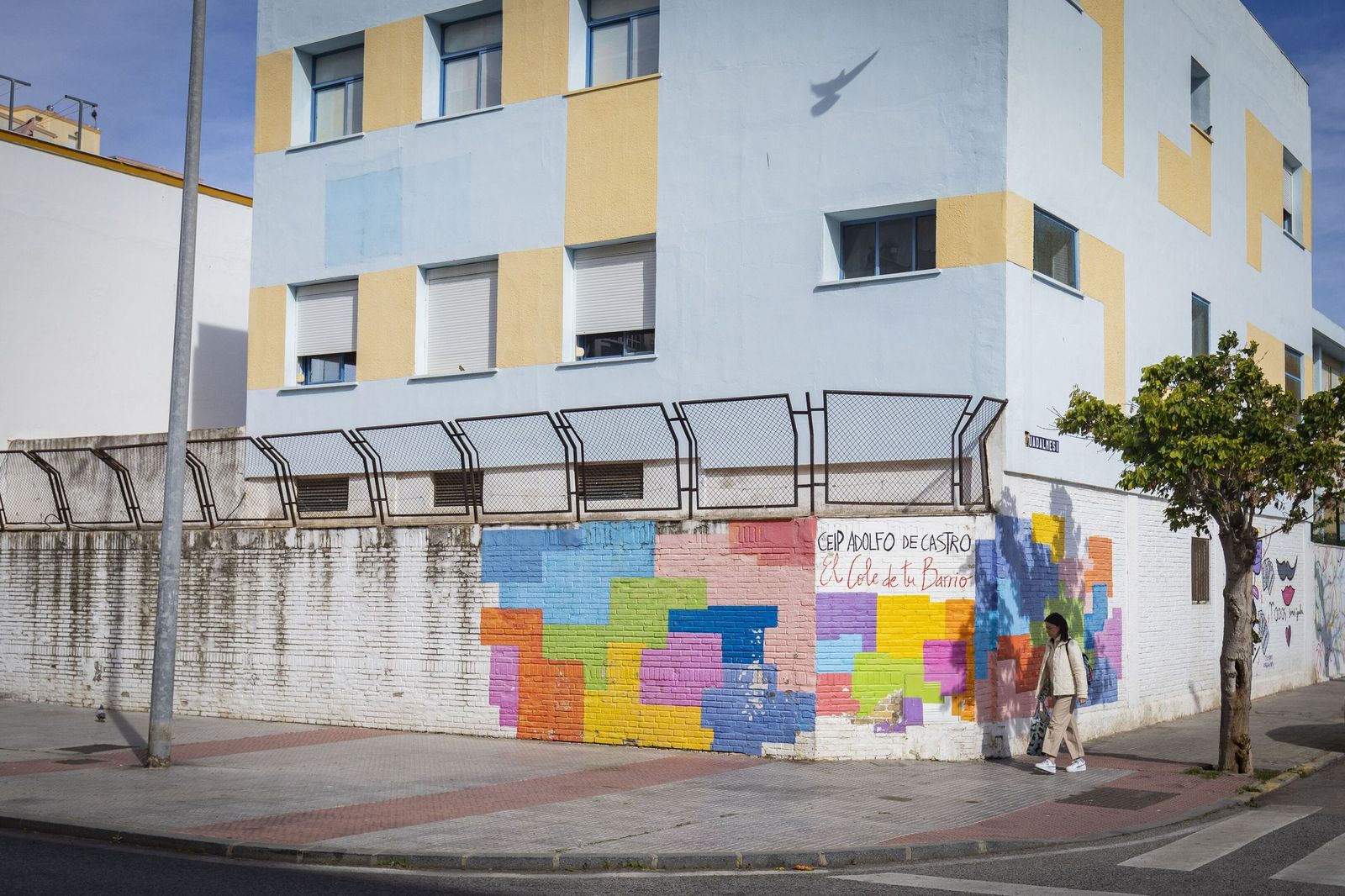 Uno de los edificios del antiguo colegio Adolfo de Castro.