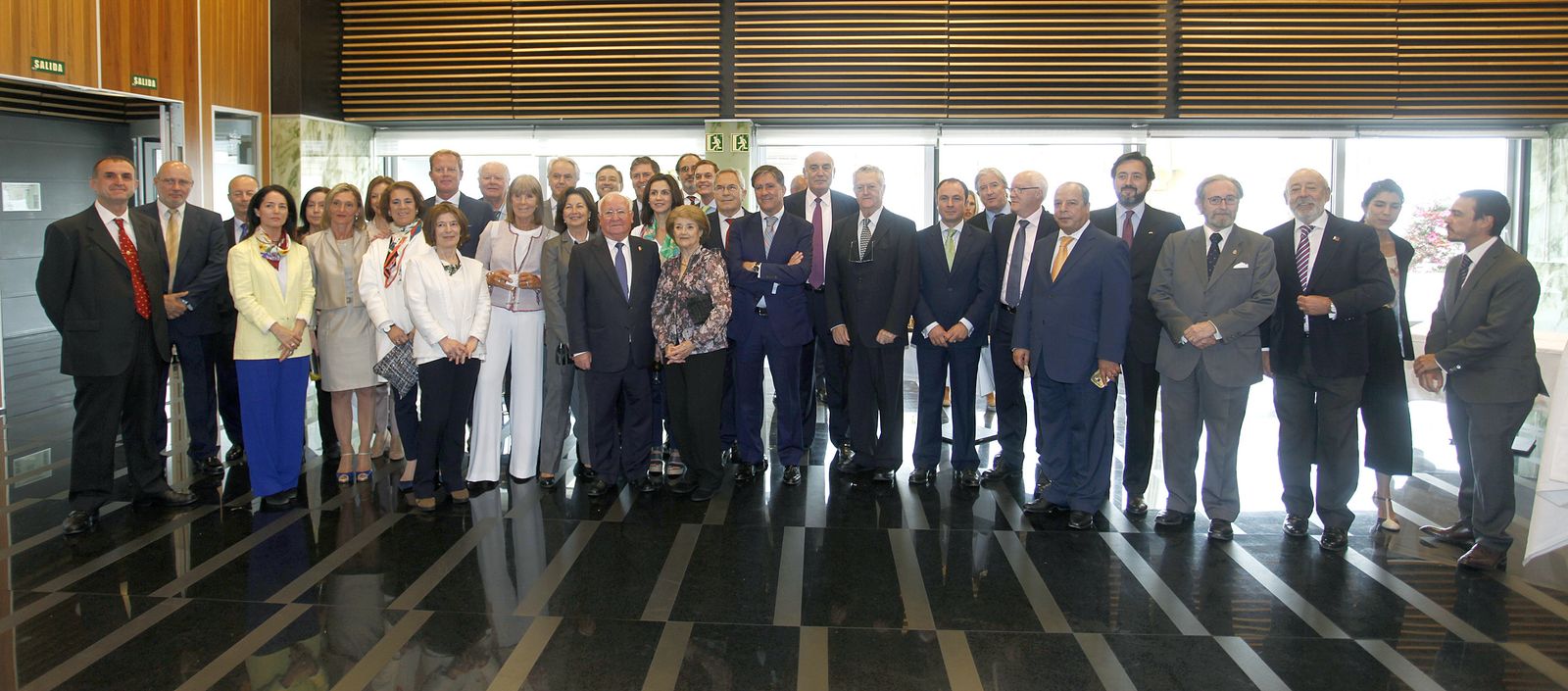 Celebración del Día del Cuerpo Consular en el Parador Hotel Atlántico