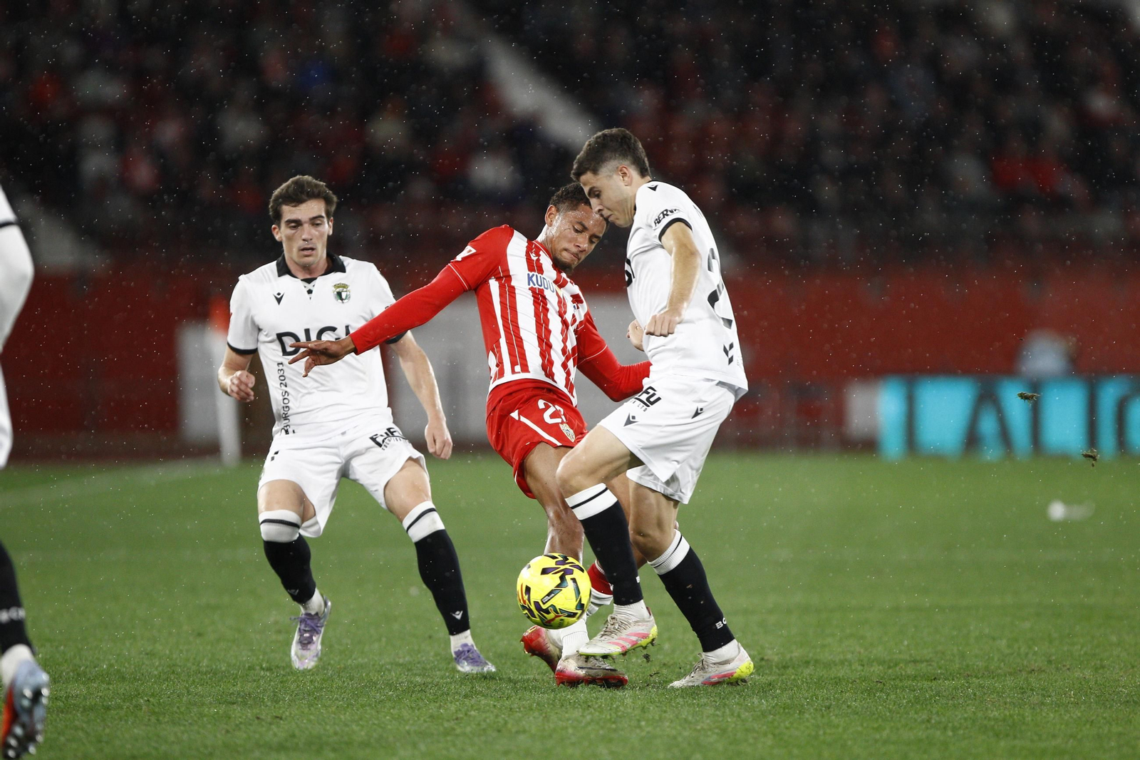 Las fotos del partido de fútbol U.D. Almería-Real Burgos