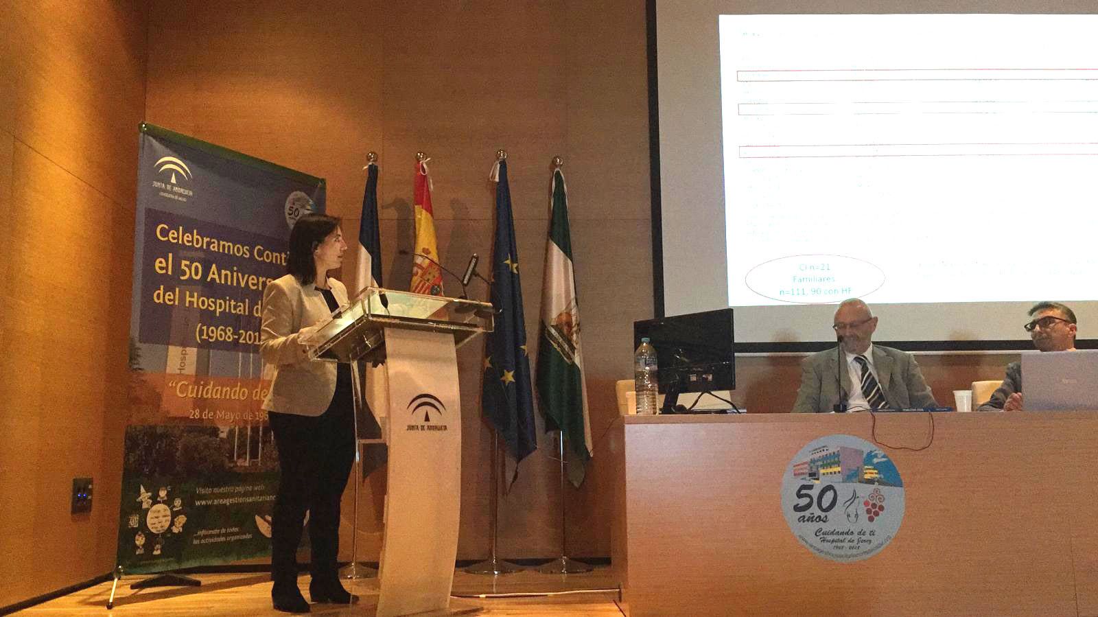 La doctora Patricia Rubio defendiendo su tesis.