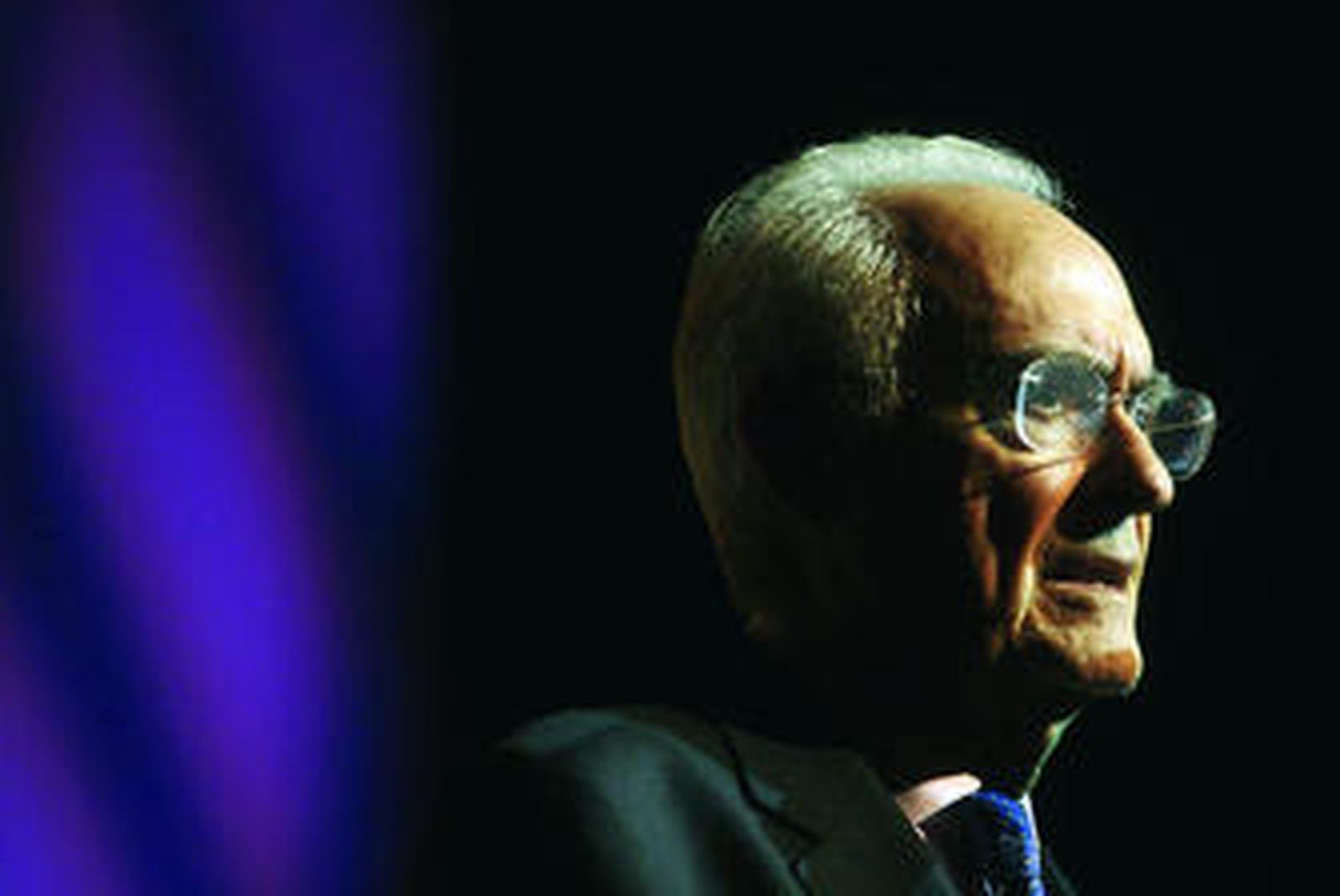 El director ayer, en la gala donde recibió un homenaje.