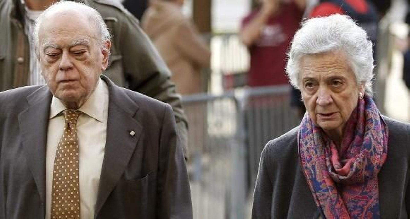 El juez cita como imputados a Jordi Pujol y Marta Ferrusola el 10 de febrero
