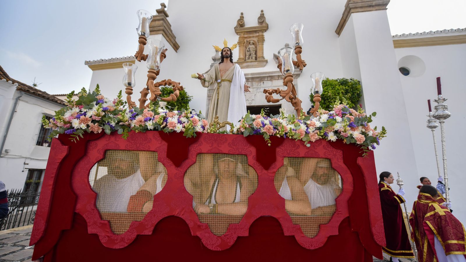 Fotos de la procesión del Resucitado en San Roque